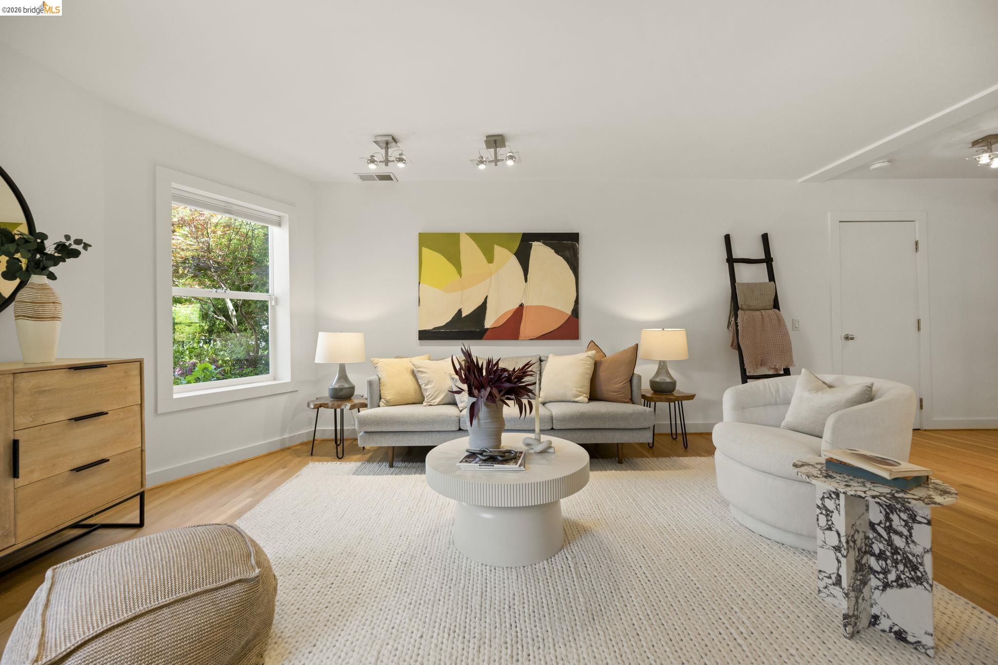 683 Mandana Blvd., Oakland, CA, 94610