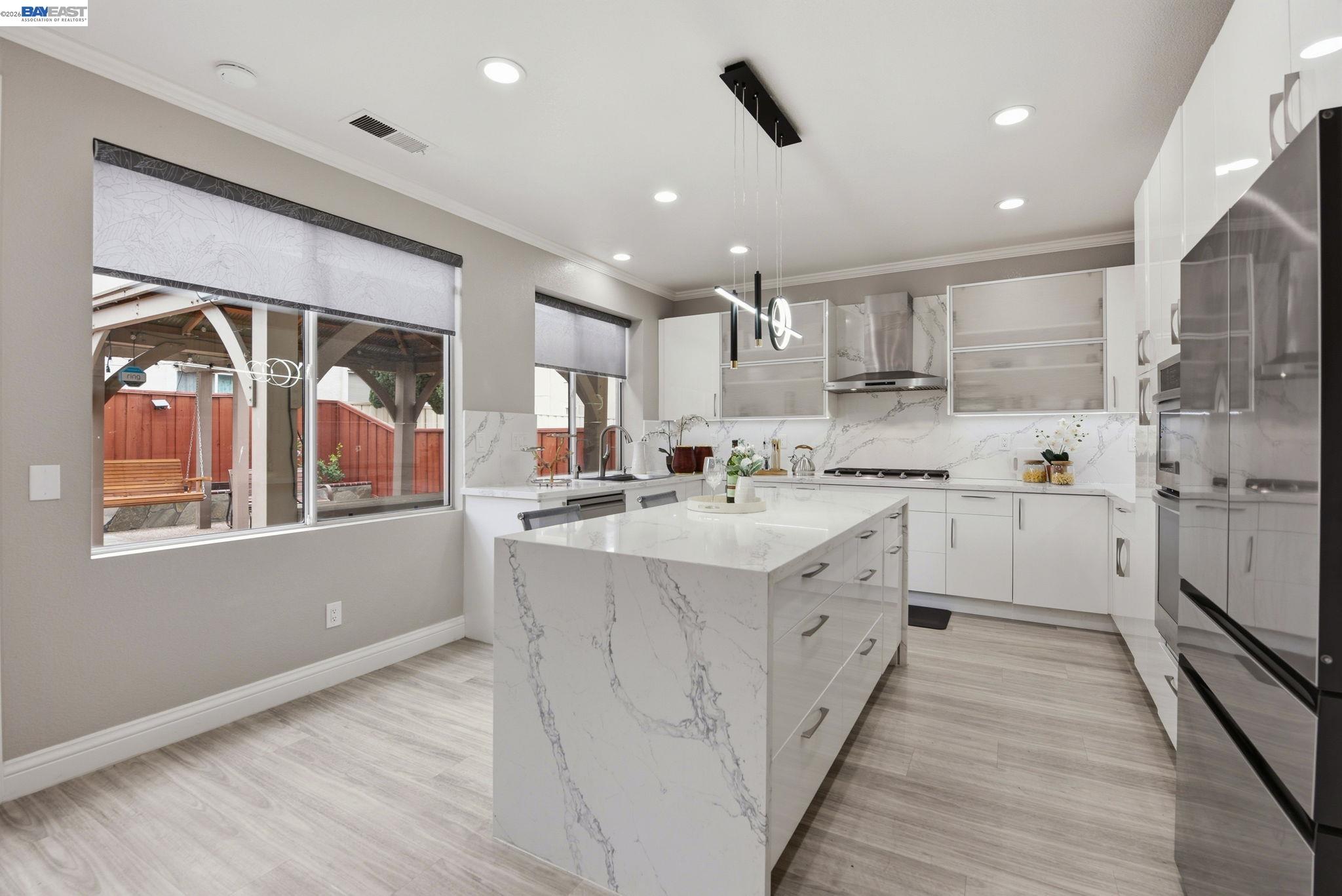 Detail Gallery Image 12 of 51 For 234 Bridgewater Rd, Hayward,  CA 94544 - 4 Beds | 3 Baths