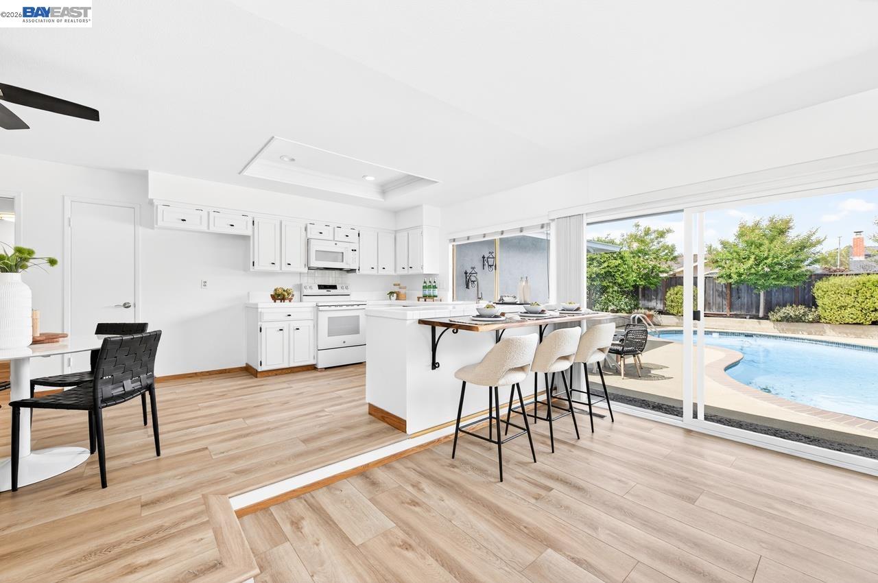 Detail Gallery Image 14 of 38 For 7449 Muirwood Ct, Pleasanton,  CA 94588 - 3 Beds | 2 Baths