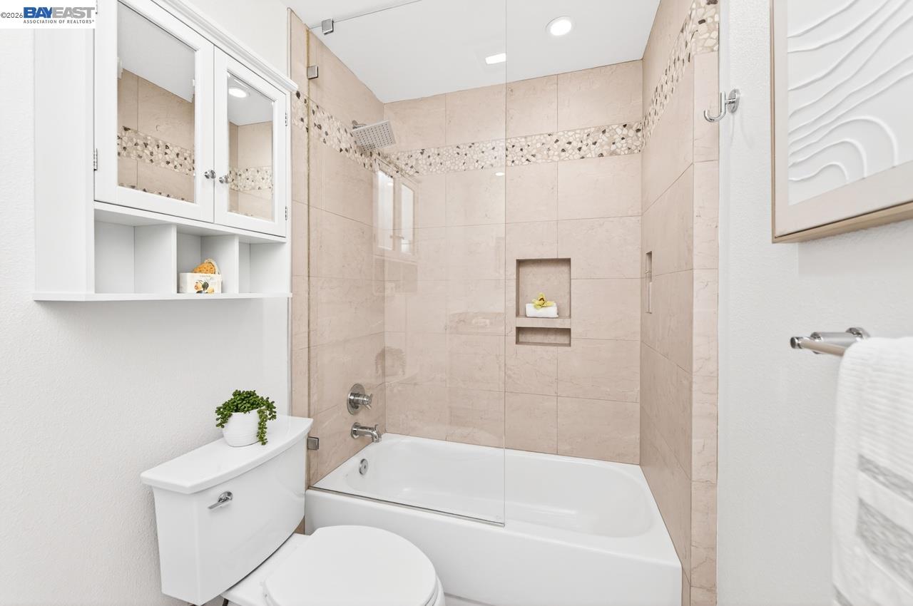 Detail Gallery Image 25 of 38 For 7449 Muirwood Ct, Pleasanton,  CA 94588 - 3 Beds | 2 Baths