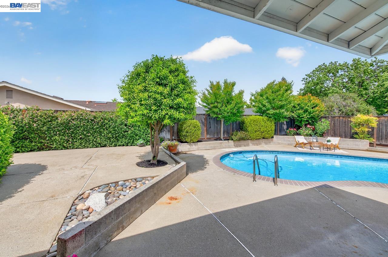 Detail Gallery Image 31 of 38 For 7449 Muirwood Ct, Pleasanton,  CA 94588 - 3 Beds | 2 Baths