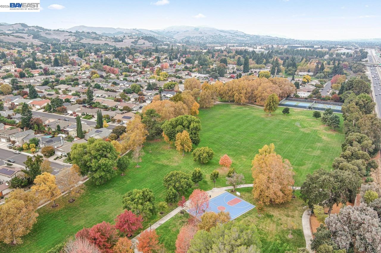Detail Gallery Image 35 of 38 For 7449 Muirwood Ct, Pleasanton,  CA 94588 - 3 Beds | 2 Baths