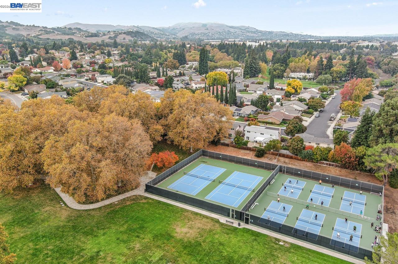 Detail Gallery Image 37 of 38 For 7449 Muirwood Ct, Pleasanton,  CA 94588 - 3 Beds | 2 Baths