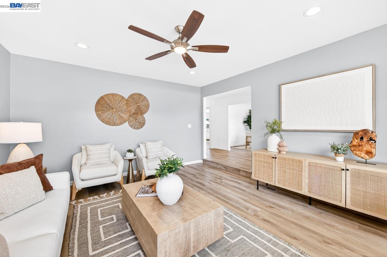 Detail Gallery Image 7 of 38 For 7449 Muirwood Ct, Pleasanton,  CA 94588 - 3 Beds | 2 Baths