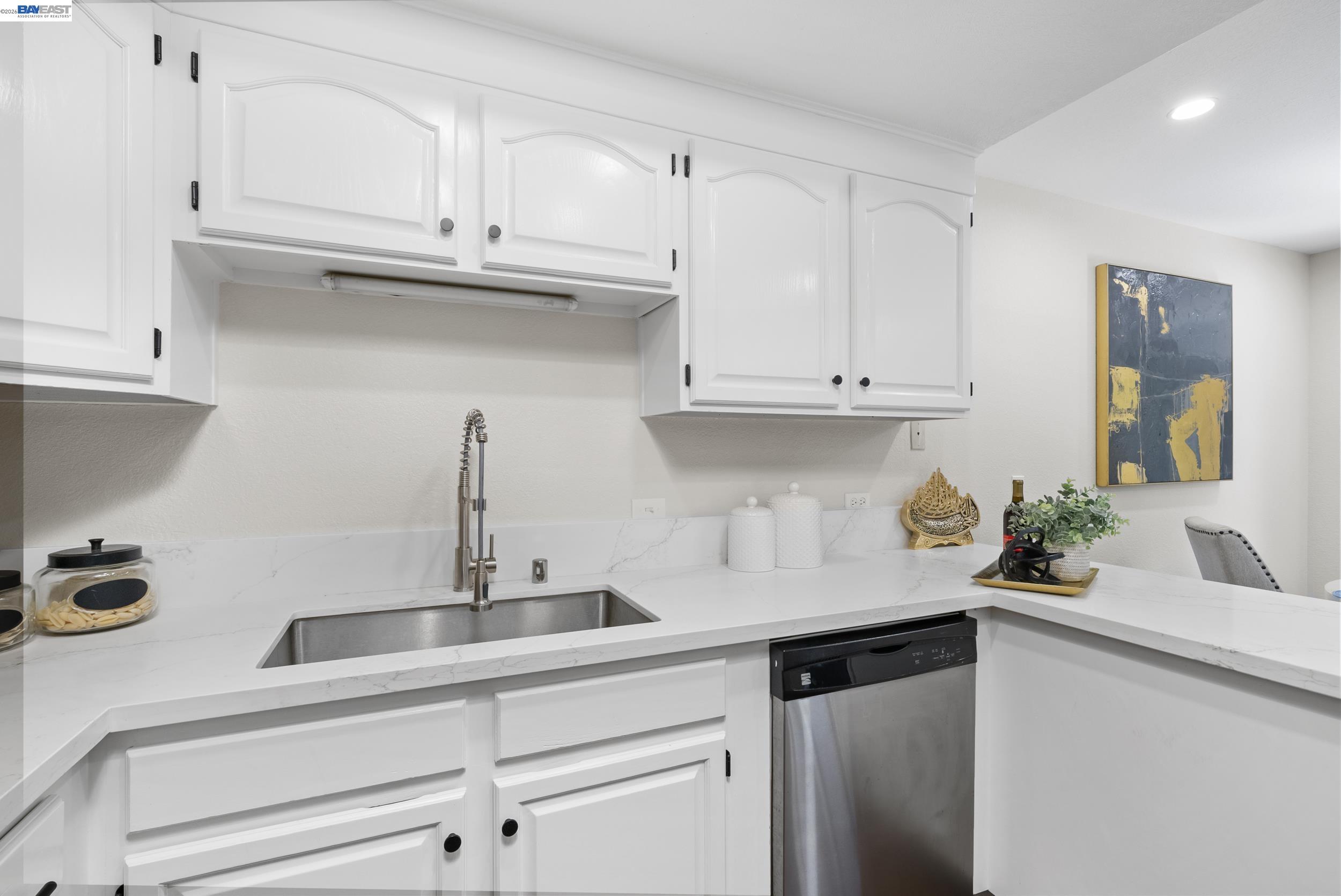 Photo #11: 41131305 Listing: Photo #11