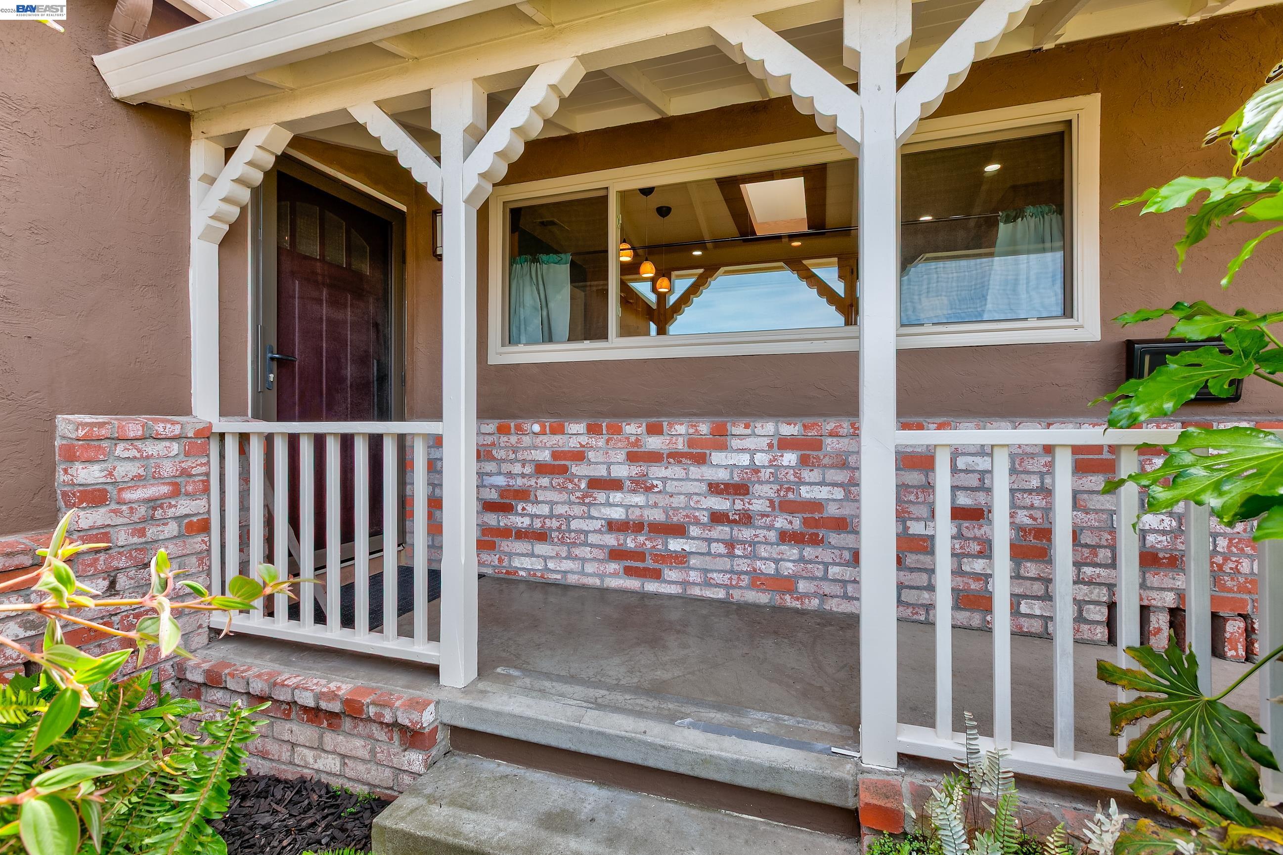 Detail Gallery Image 4 of 51 For 1428 Abbey Ave, San Leandro,  CA 94579 - 3 Beds | 2/1 Baths