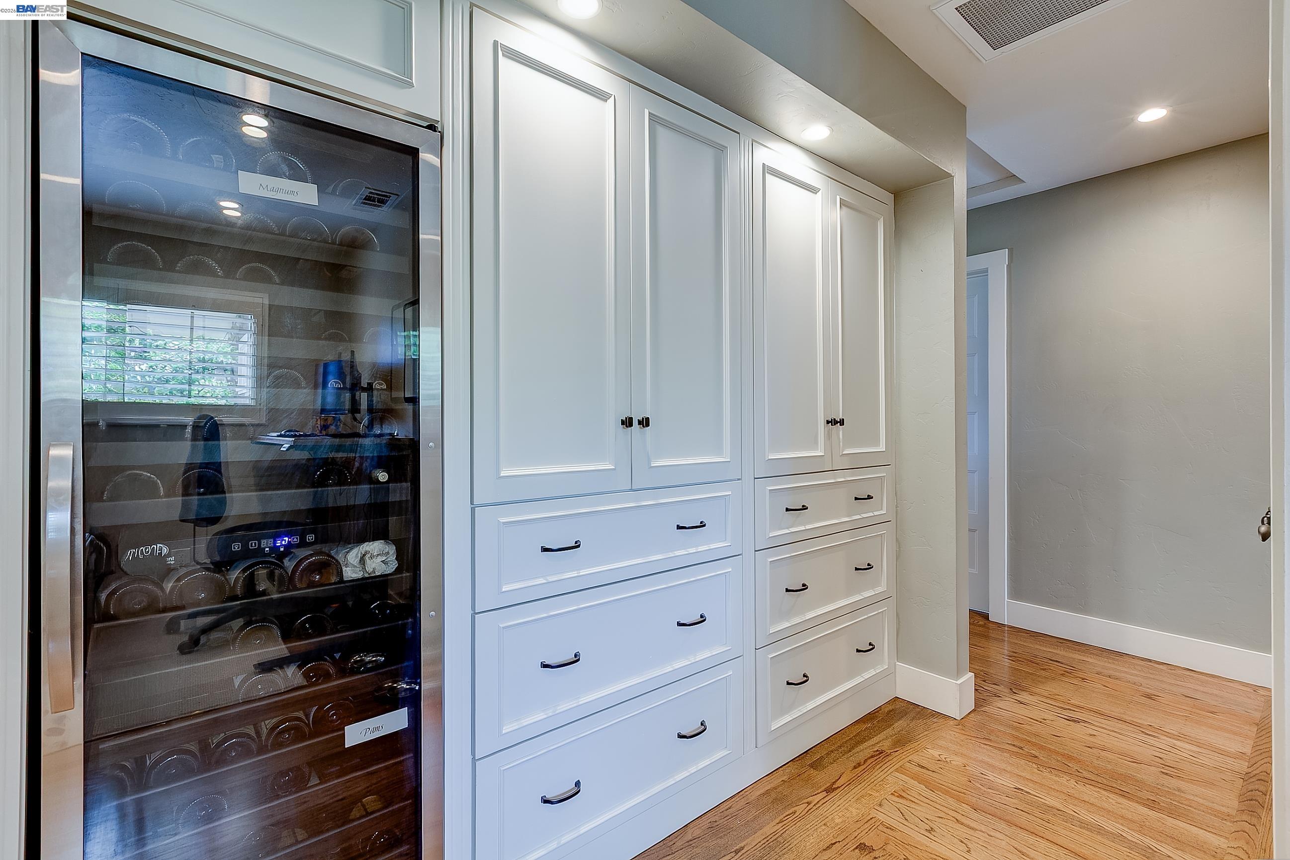 Detail Gallery Image 31 of 51 For 1428 Abbey Ave, San Leandro,  CA 94579 - 3 Beds | 2/1 Baths