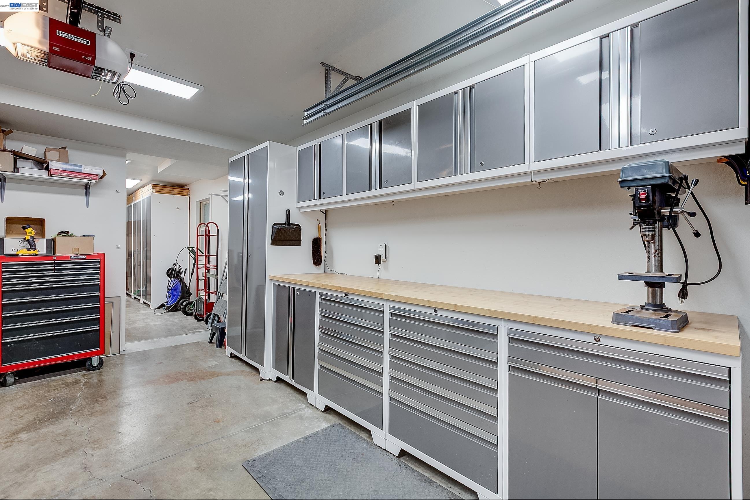 Detail Gallery Image 38 of 51 For 1428 Abbey Ave, San Leandro,  CA 94579 - 3 Beds | 2/1 Baths