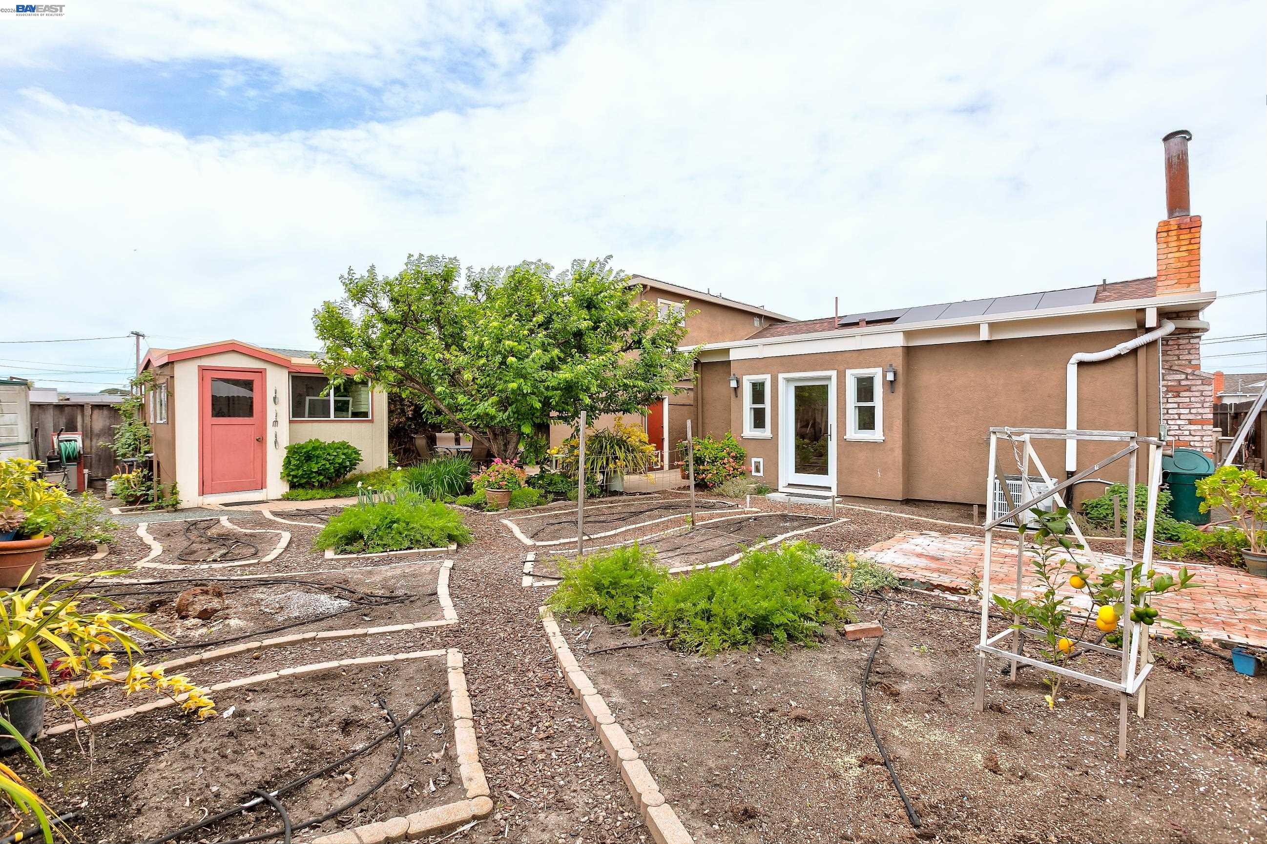 Detail Gallery Image 47 of 51 For 1428 Abbey Ave, San Leandro,  CA 94579 - 3 Beds | 2/1 Baths