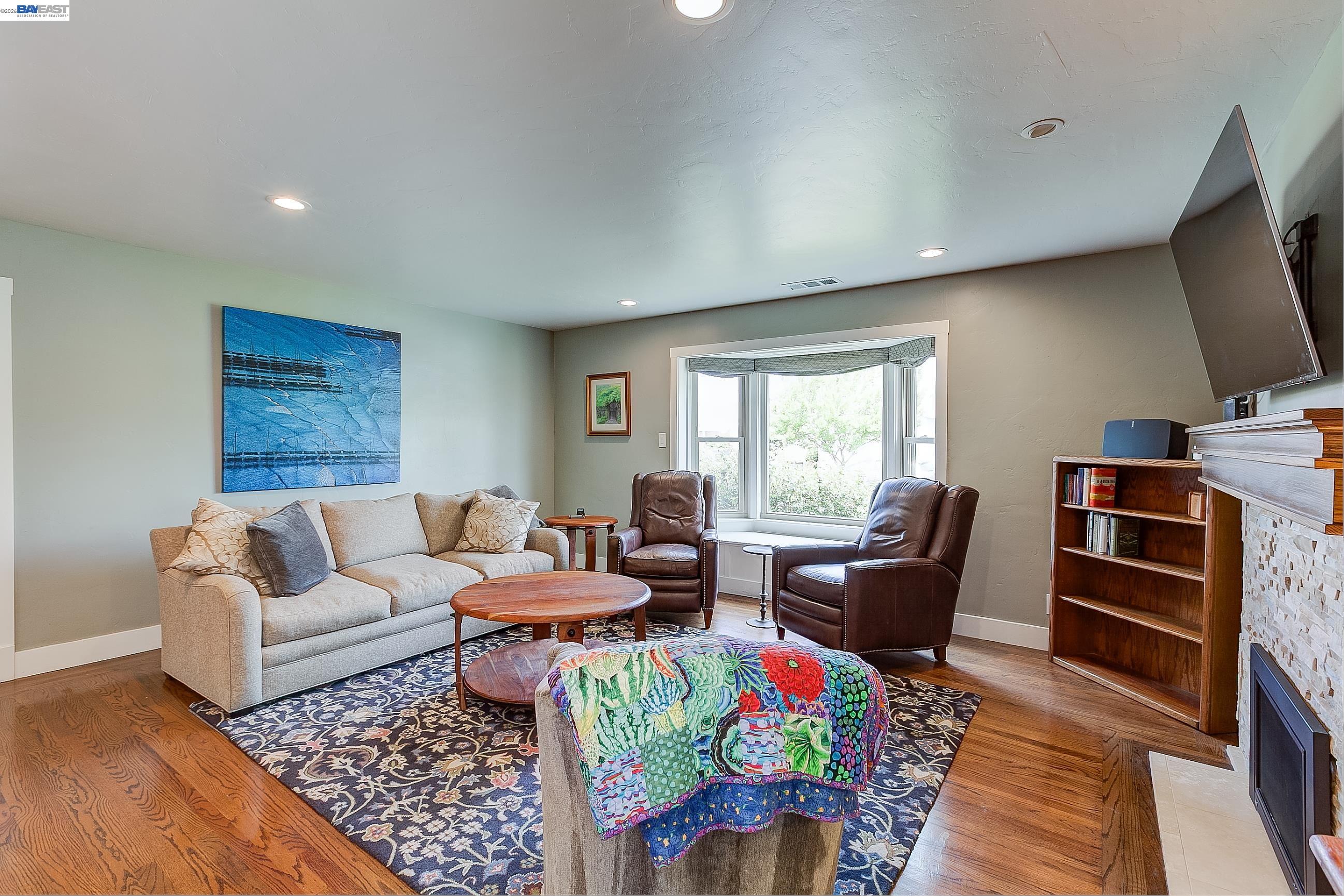 Detail Gallery Image 8 of 51 For 1428 Abbey Ave, San Leandro,  CA 94579 - 3 Beds | 2/1 Baths