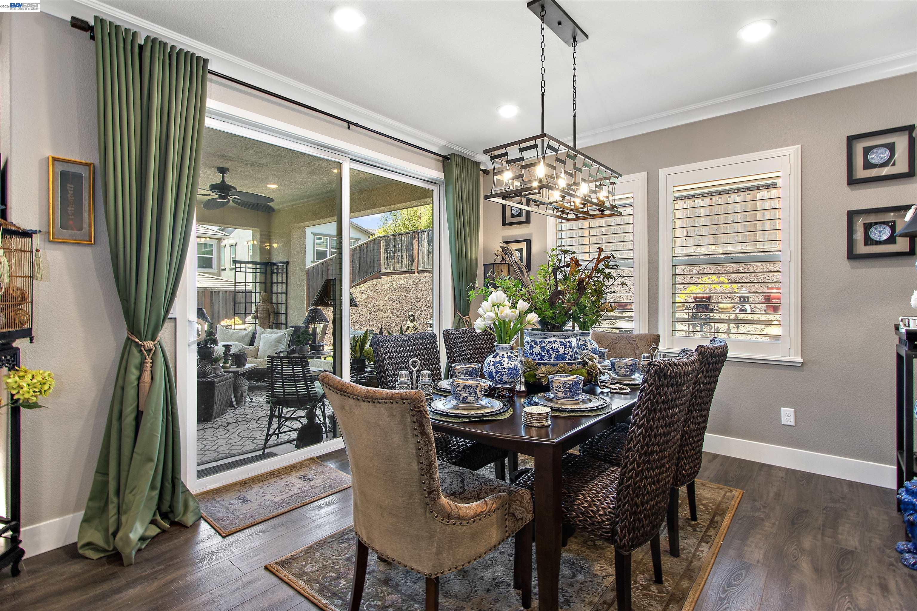 Detail Gallery Image 13 of 59 For 1311 Amalfi Ct, San Ramon,  CA 94583 - 4 Beds | 3 Baths