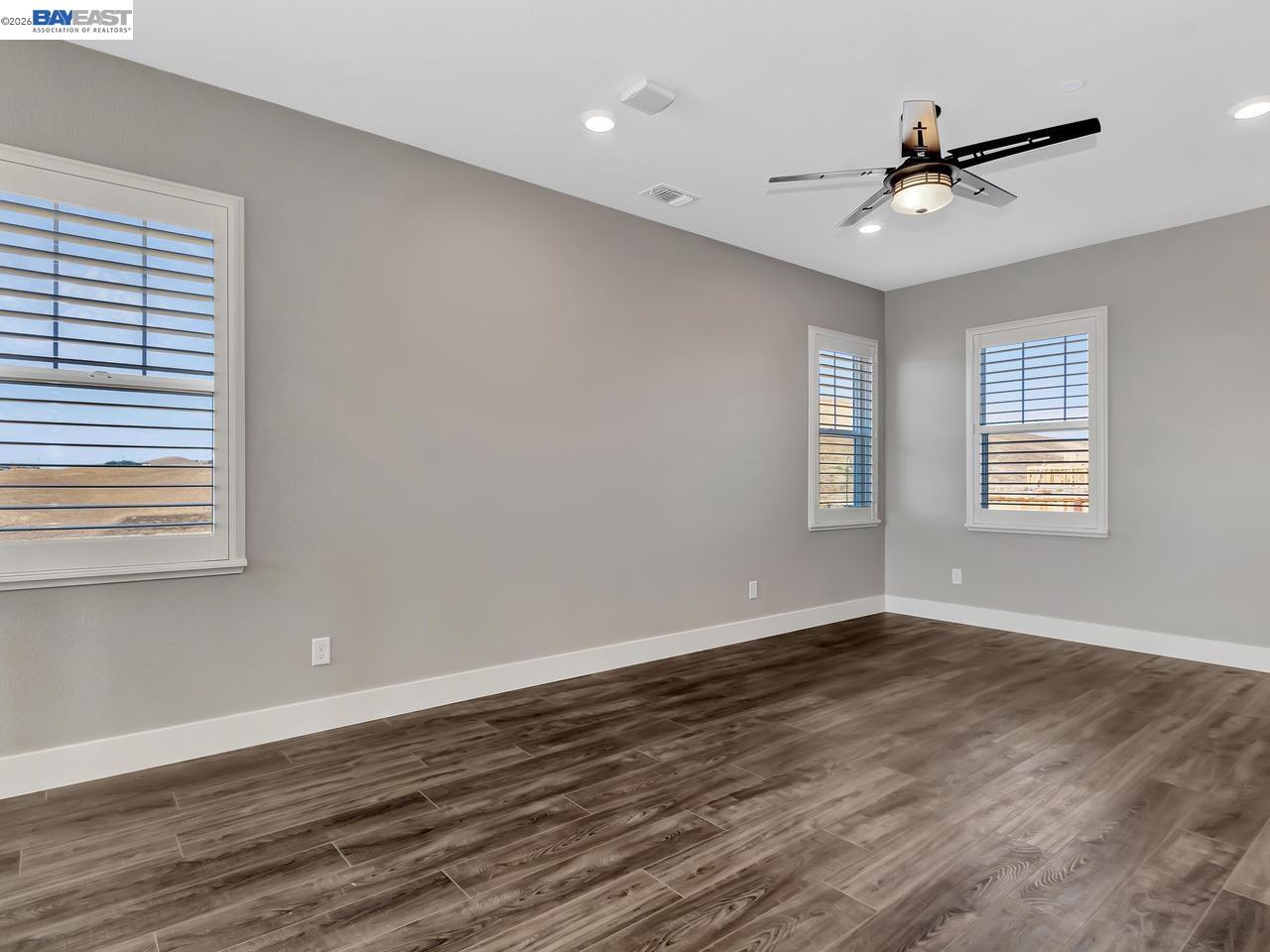 Detail Gallery Image 21 of 59 For 1311 Amalfi Ct, San Ramon,  CA 94583 - 4 Beds | 3 Baths