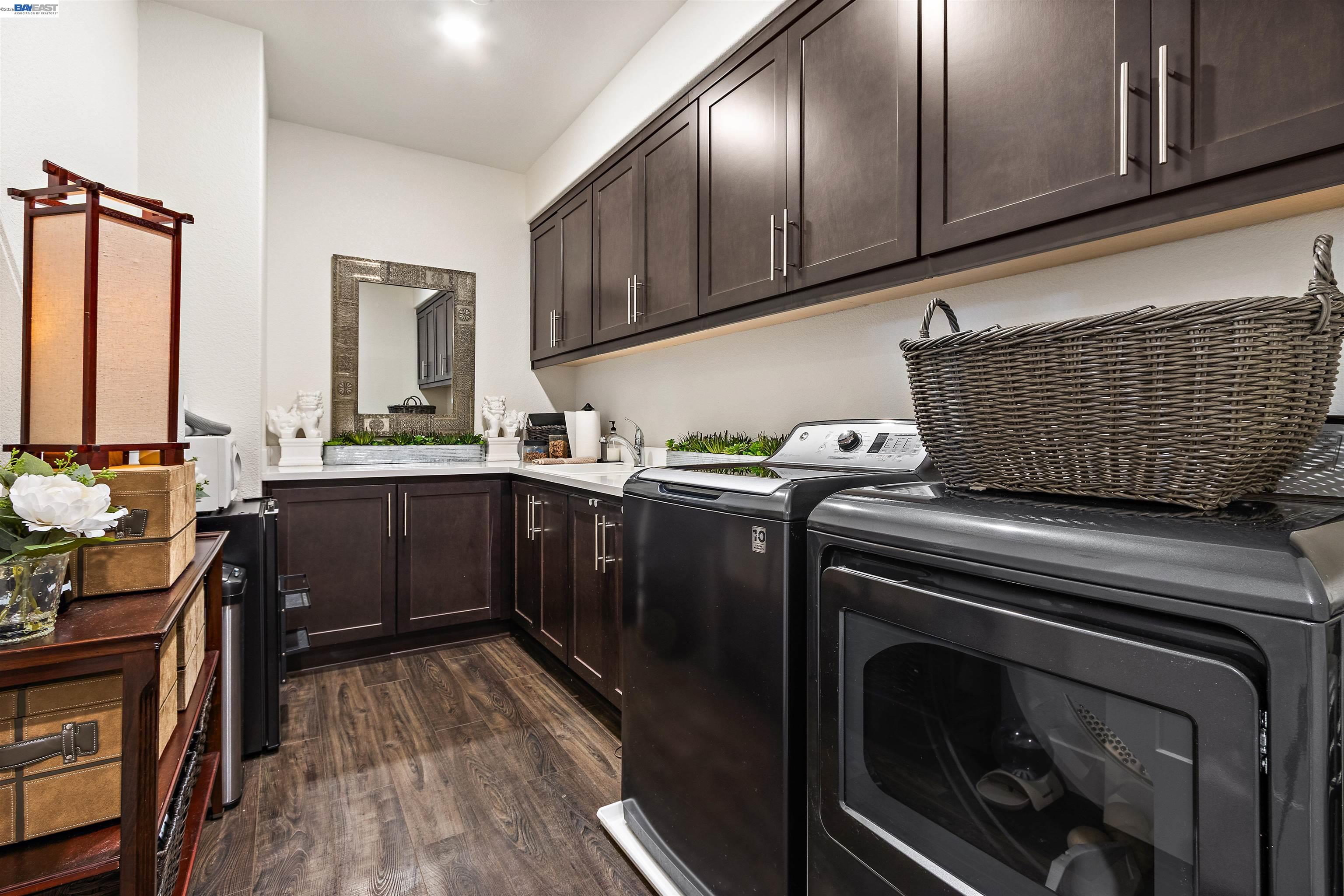 Detail Gallery Image 24 of 59 For 1311 Amalfi Ct, San Ramon,  CA 94583 - 4 Beds | 3 Baths