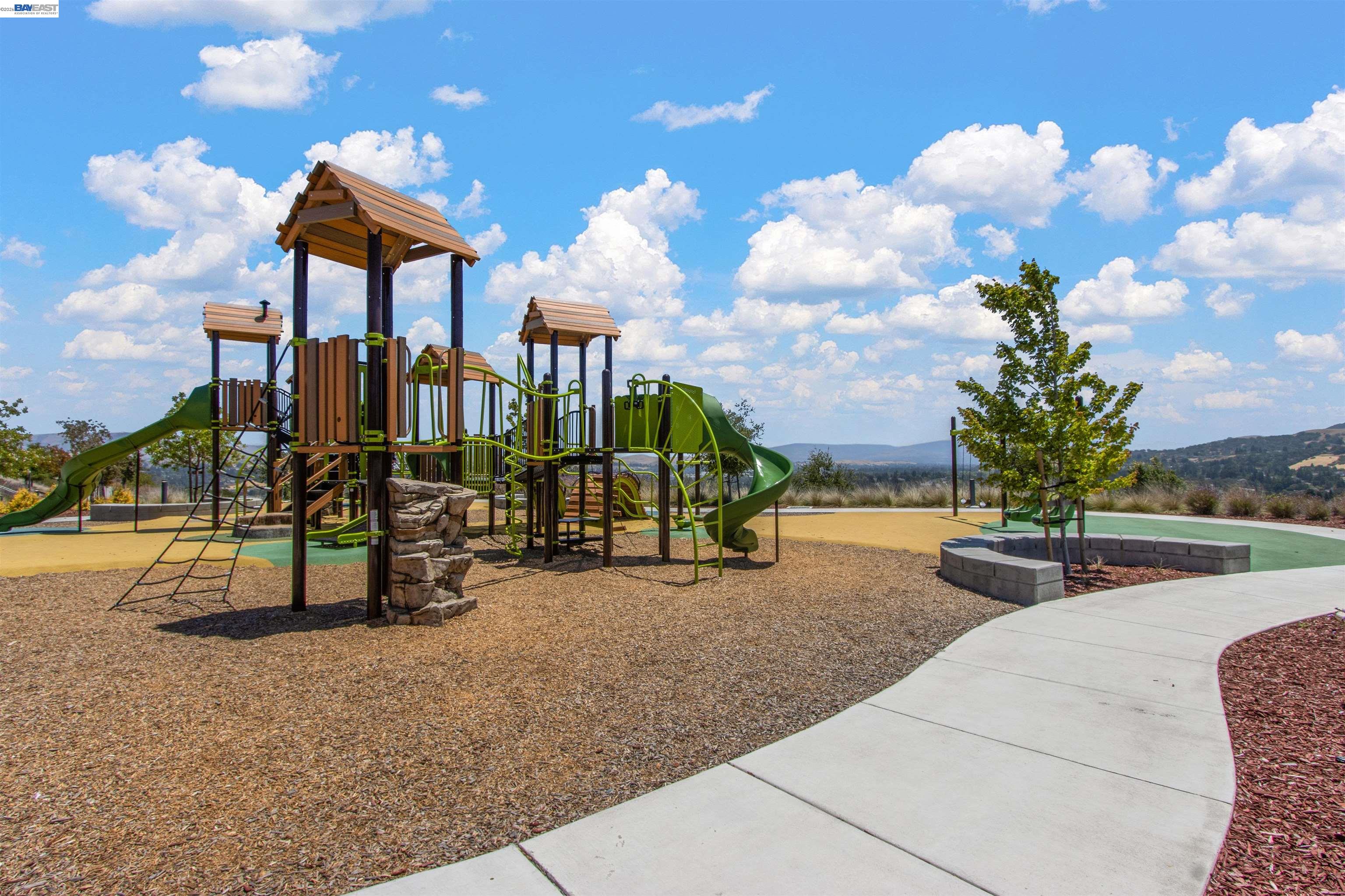 Detail Gallery Image 56 of 59 For 1311 Amalfi Ct, San Ramon,  CA 94583 - 4 Beds | 3 Baths