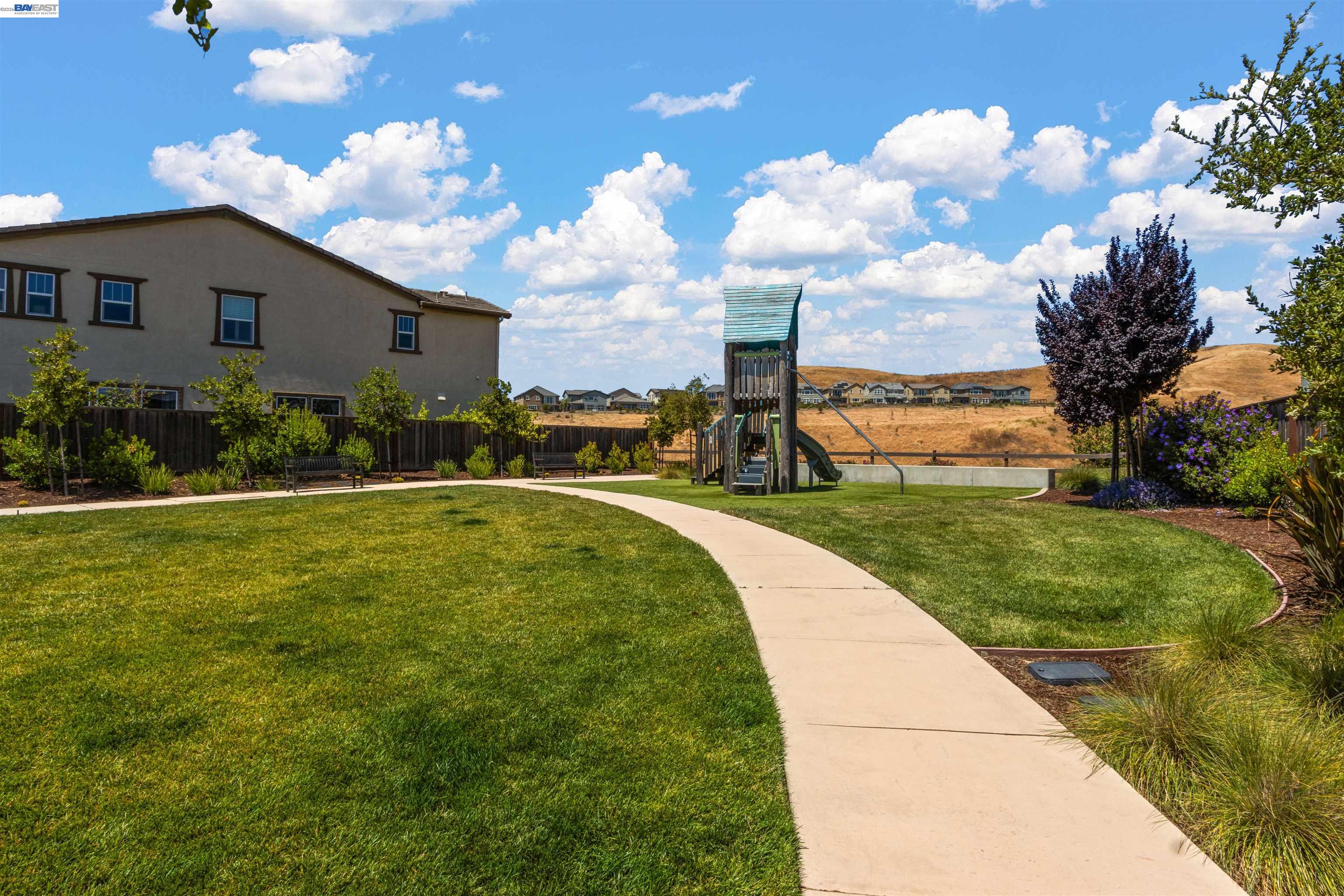 Detail Gallery Image 57 of 59 For 1311 Amalfi Ct, San Ramon,  CA 94583 - 4 Beds | 3 Baths