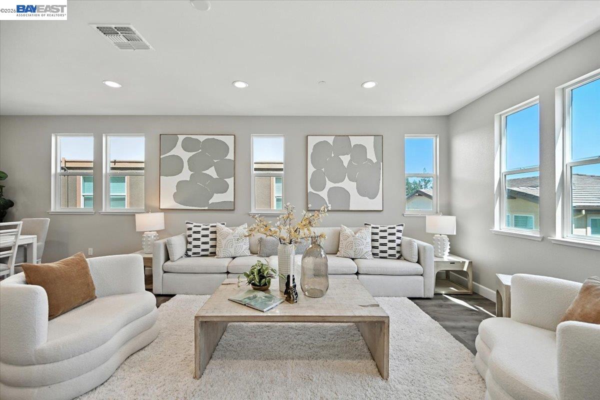 740 Harvard Dr, Pleasant Hill, CA, 94523