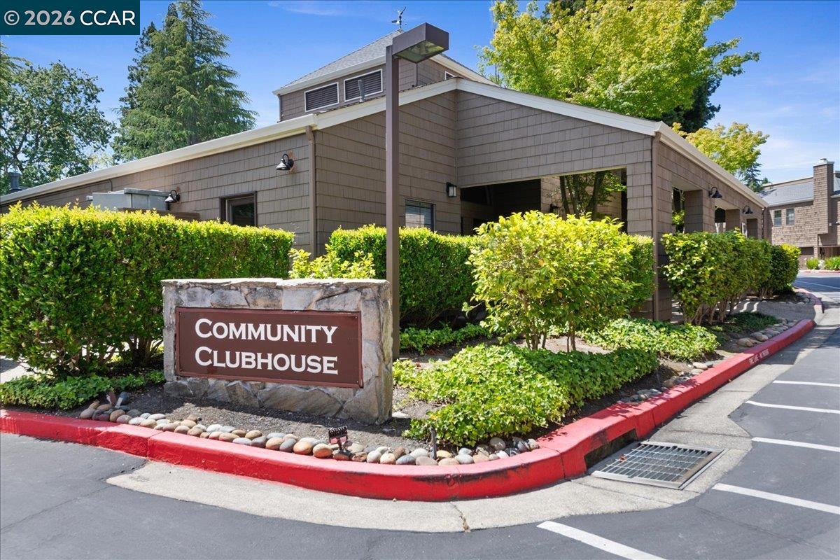 Detail Gallery Image 25 of 33 For 106 Copper Ridge Rd, San Ramon,  CA 94582 - 2 Beds | 2/1 Baths