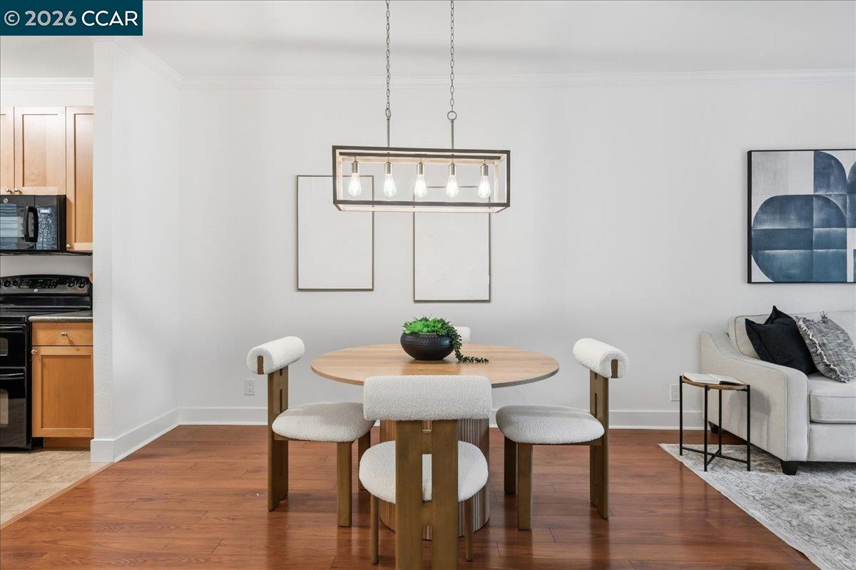 Detail Gallery Image 9 of 33 For 106 Copper Ridge Rd, San Ramon,  CA 94582 - 2 Beds | 2/1 Baths