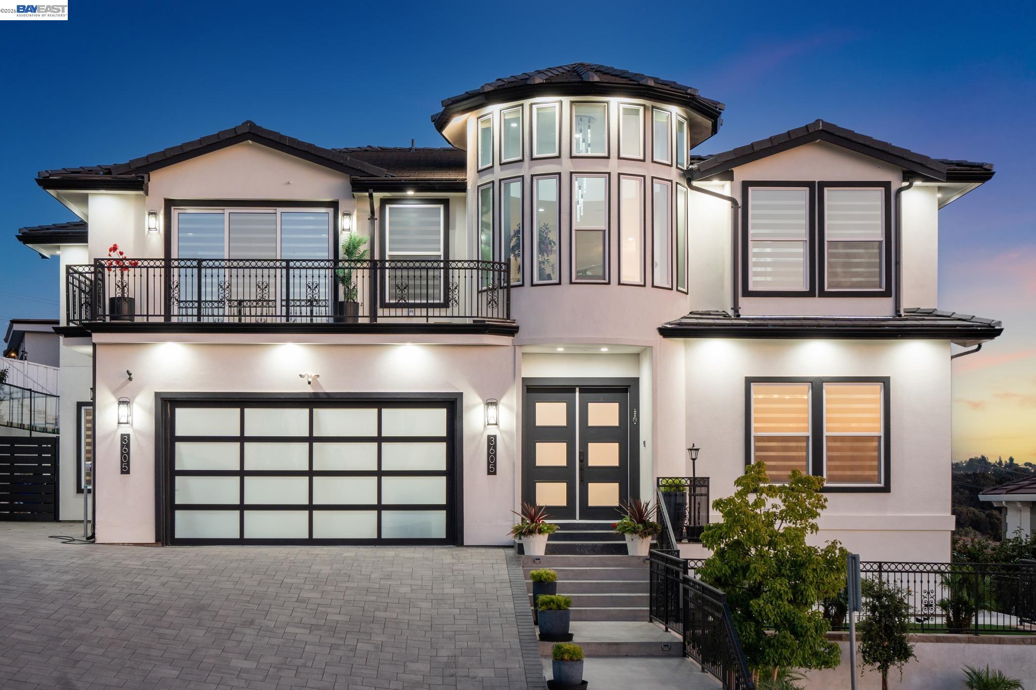 Detail Gallery Image 4 of 60 For 3606 Sarita St, Hayward,  CA 94542 - 4 Beds | 4/1 Baths