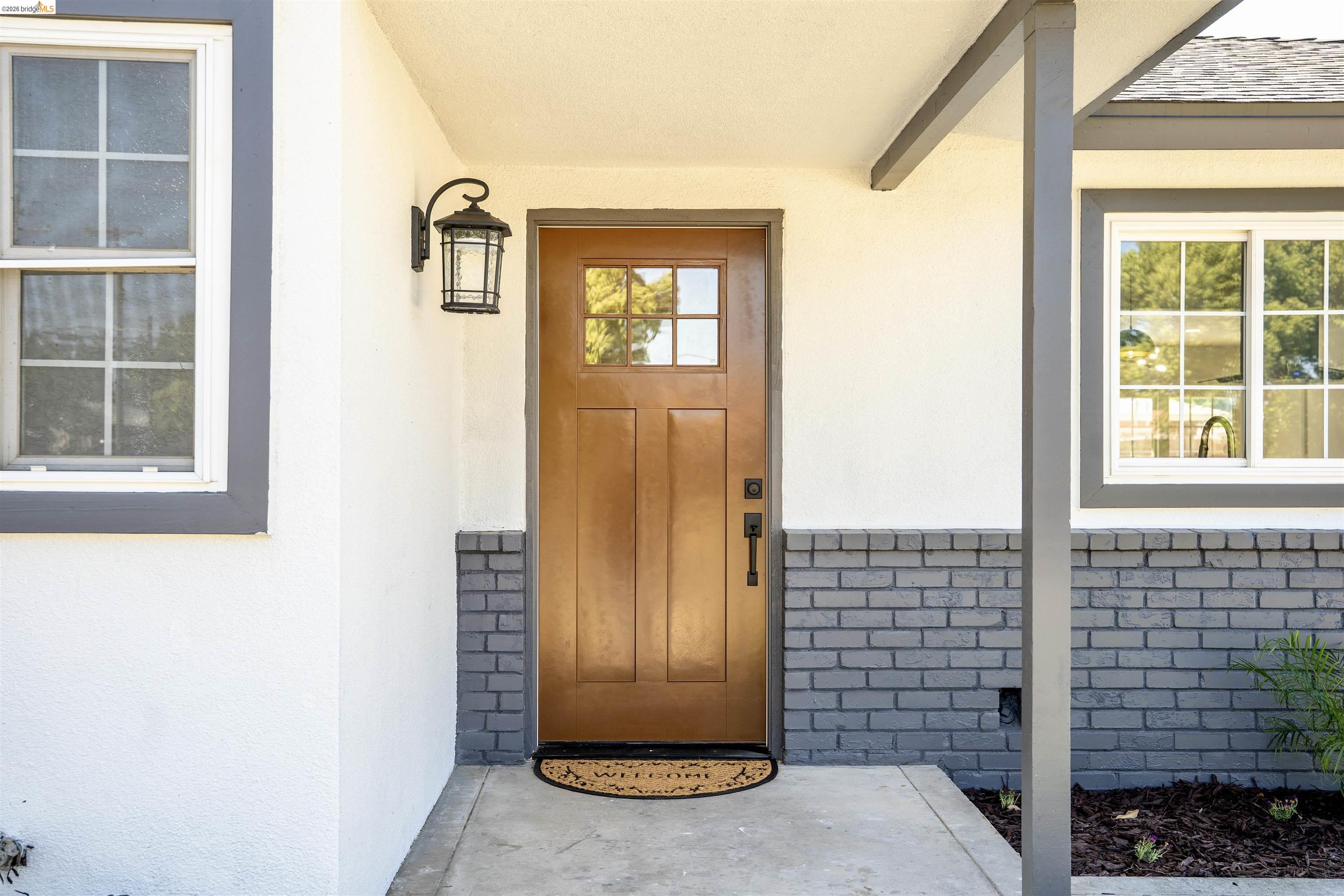 Detail Gallery Image 2 of 32 For 352 Terri Dr, Atwater,  CA 95301 - 3 Beds | 2/1 Baths