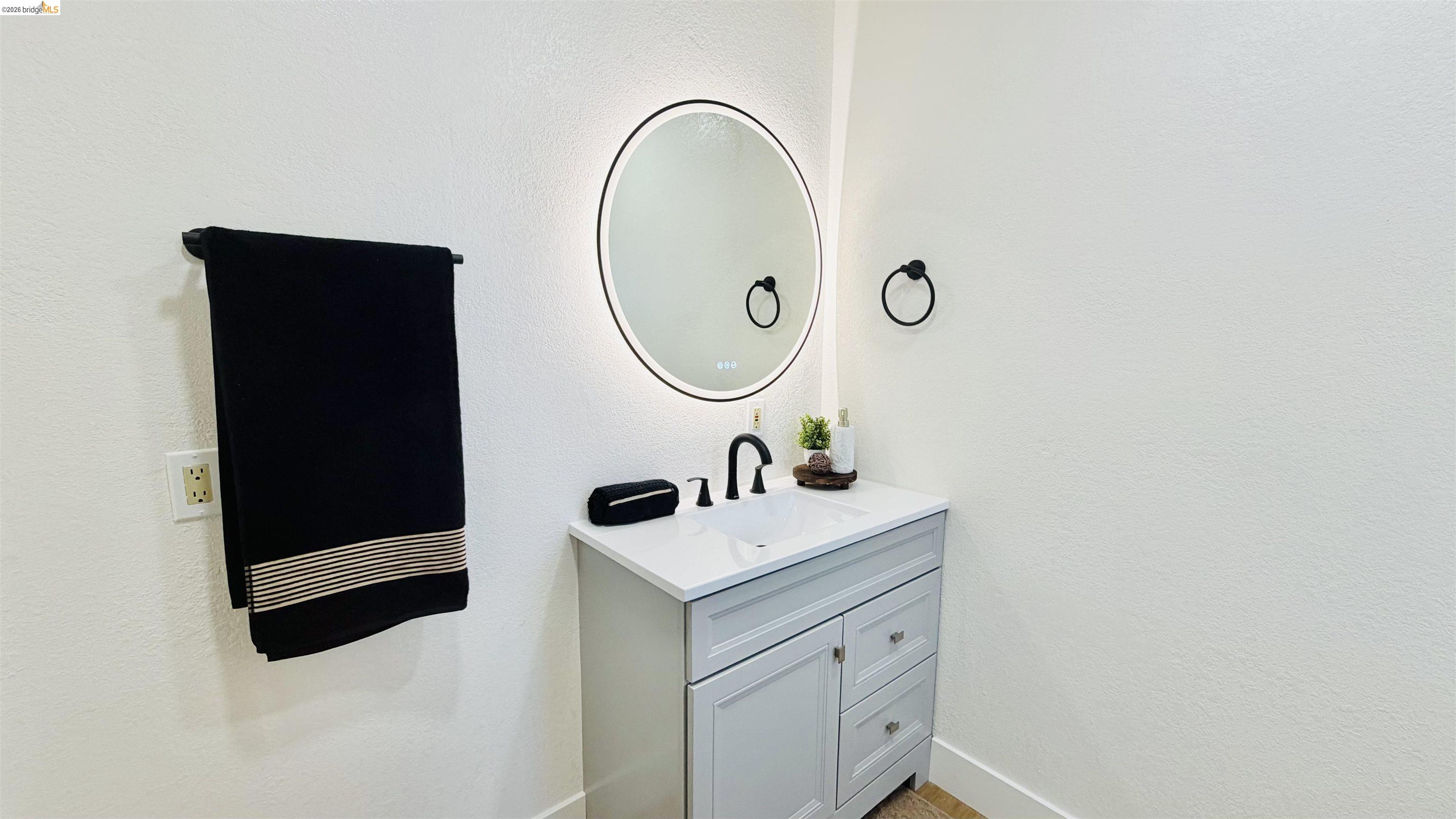 Detail Gallery Image 19 of 32 For 352 Terri Dr, Atwater,  CA 95301 - 3 Beds | 2/1 Baths