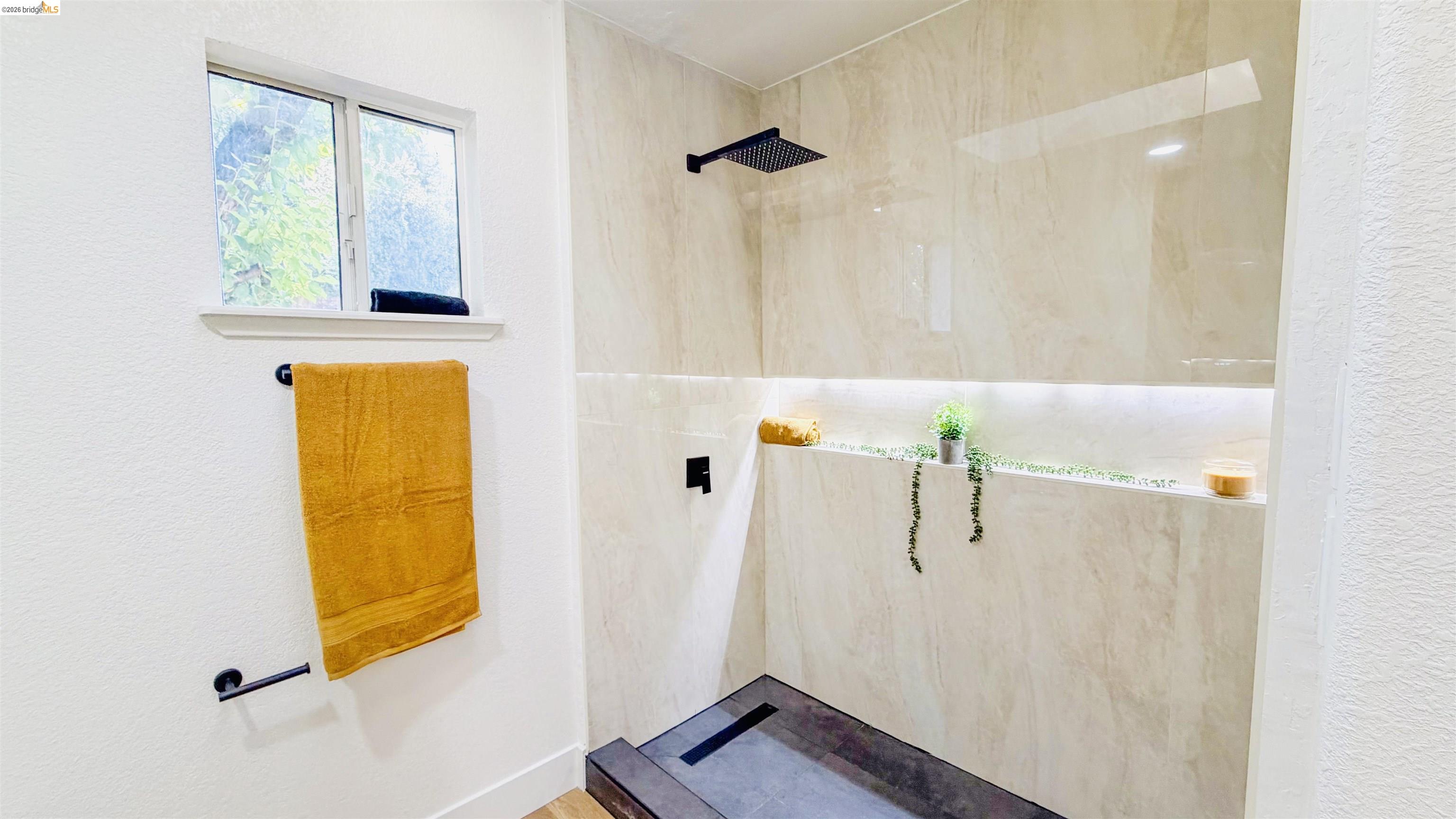 Detail Gallery Image 24 of 32 For 352 Terri Dr, Atwater,  CA 95301 - 3 Beds | 2/1 Baths