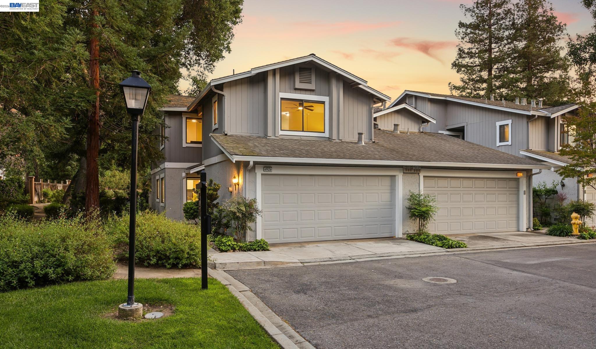 Detail Gallery Image 1 of 45 For 4926 Red Creek Dr, San Jose,  CA 95136 - 3 Beds | 2/1 Baths