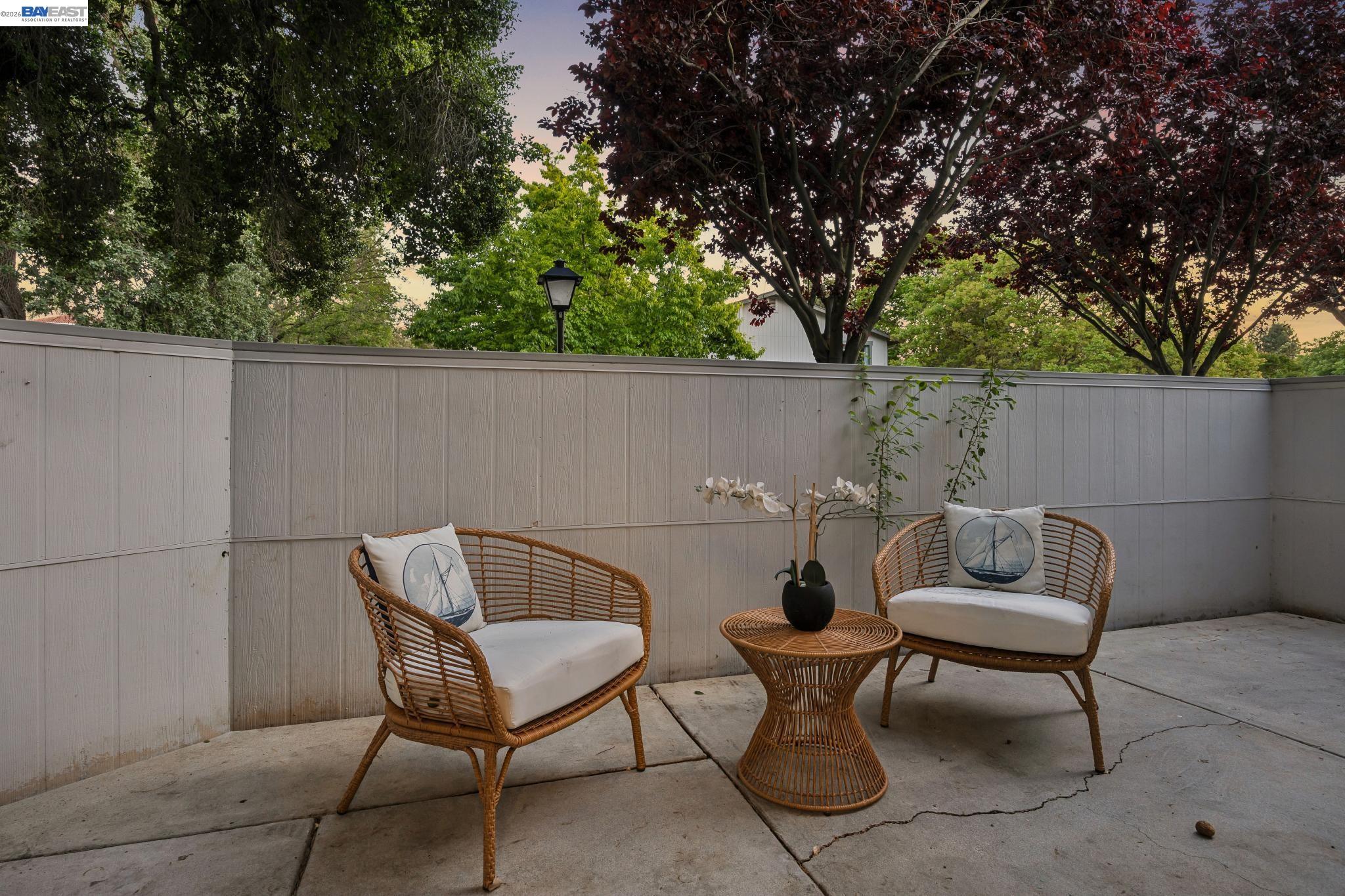 Detail Gallery Image 21 of 45 For 4926 Red Creek Dr, San Jose,  CA 95136 - 3 Beds | 2/1 Baths