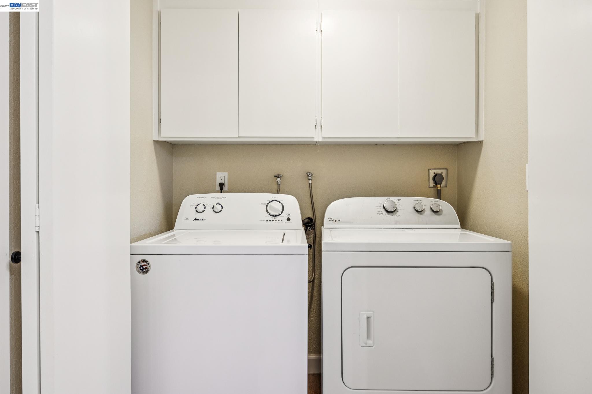 Detail Gallery Image 24 of 45 For 4926 Red Creek Dr, San Jose,  CA 95136 - 3 Beds | 2/1 Baths