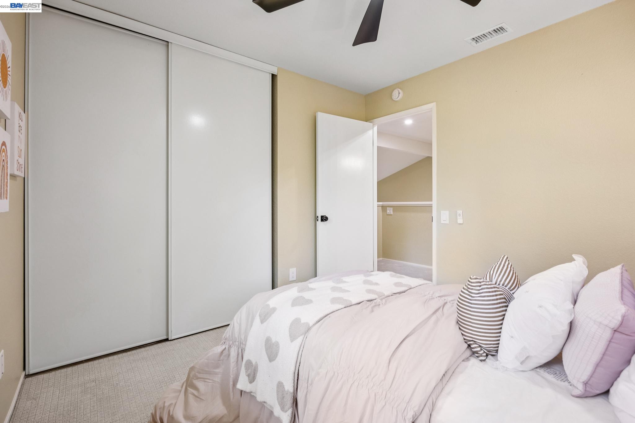 Detail Gallery Image 32 of 45 For 4926 Red Creek Dr, San Jose,  CA 95136 - 3 Beds | 2/1 Baths