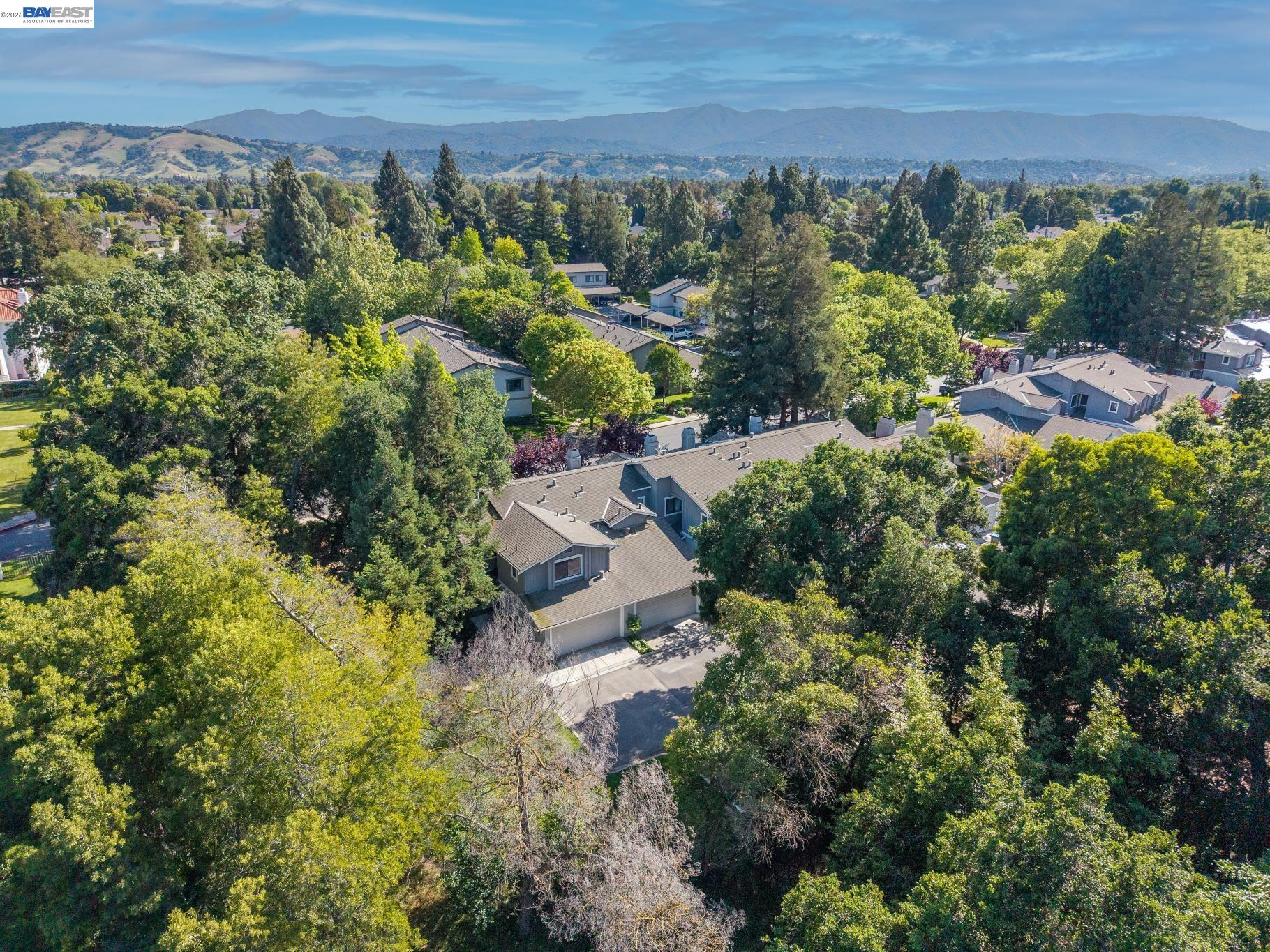Detail Gallery Image 44 of 45 For 4926 Red Creek Dr, San Jose,  CA 95136 - 3 Beds | 2/1 Baths