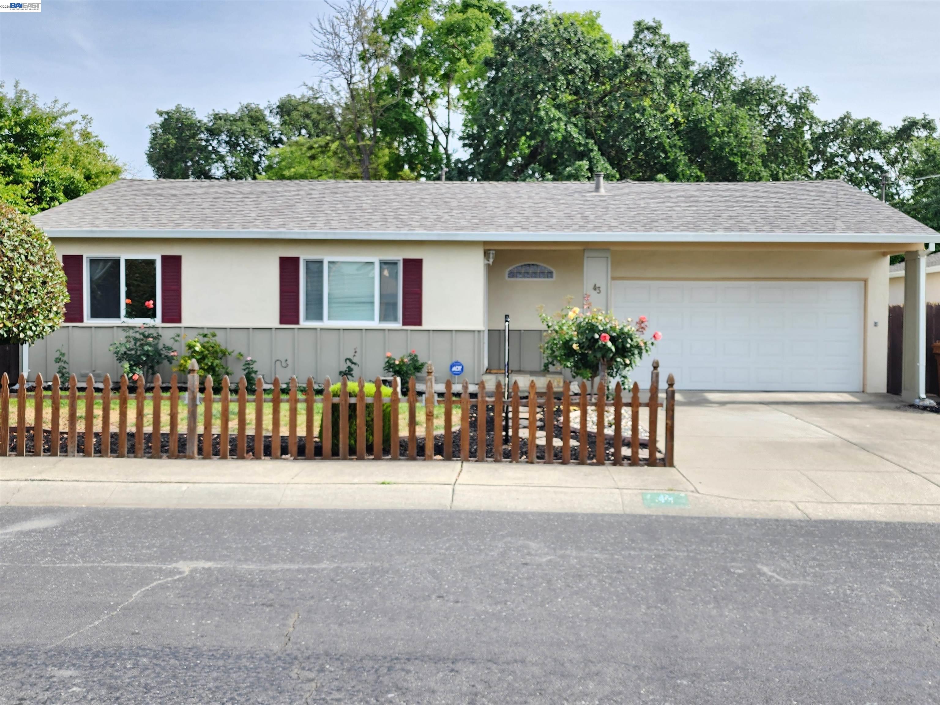 Front Image Thumbnail for BE41131326