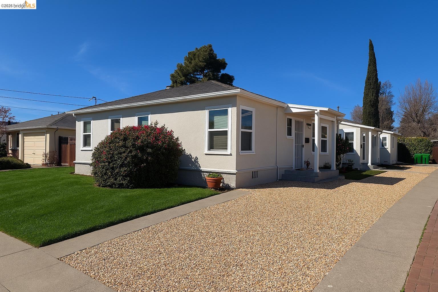 Front Image Thumbnail for EB41131328