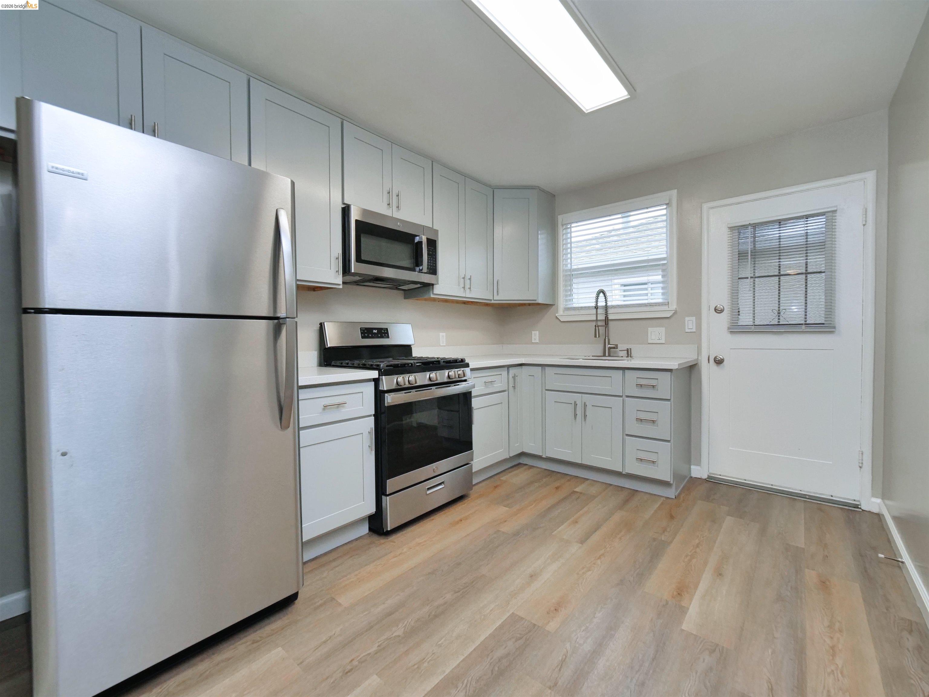 Detail Gallery Image 7 of 22 For 1315 135th Ave, San Leandro,  CA 94578 - – Beds | – Baths