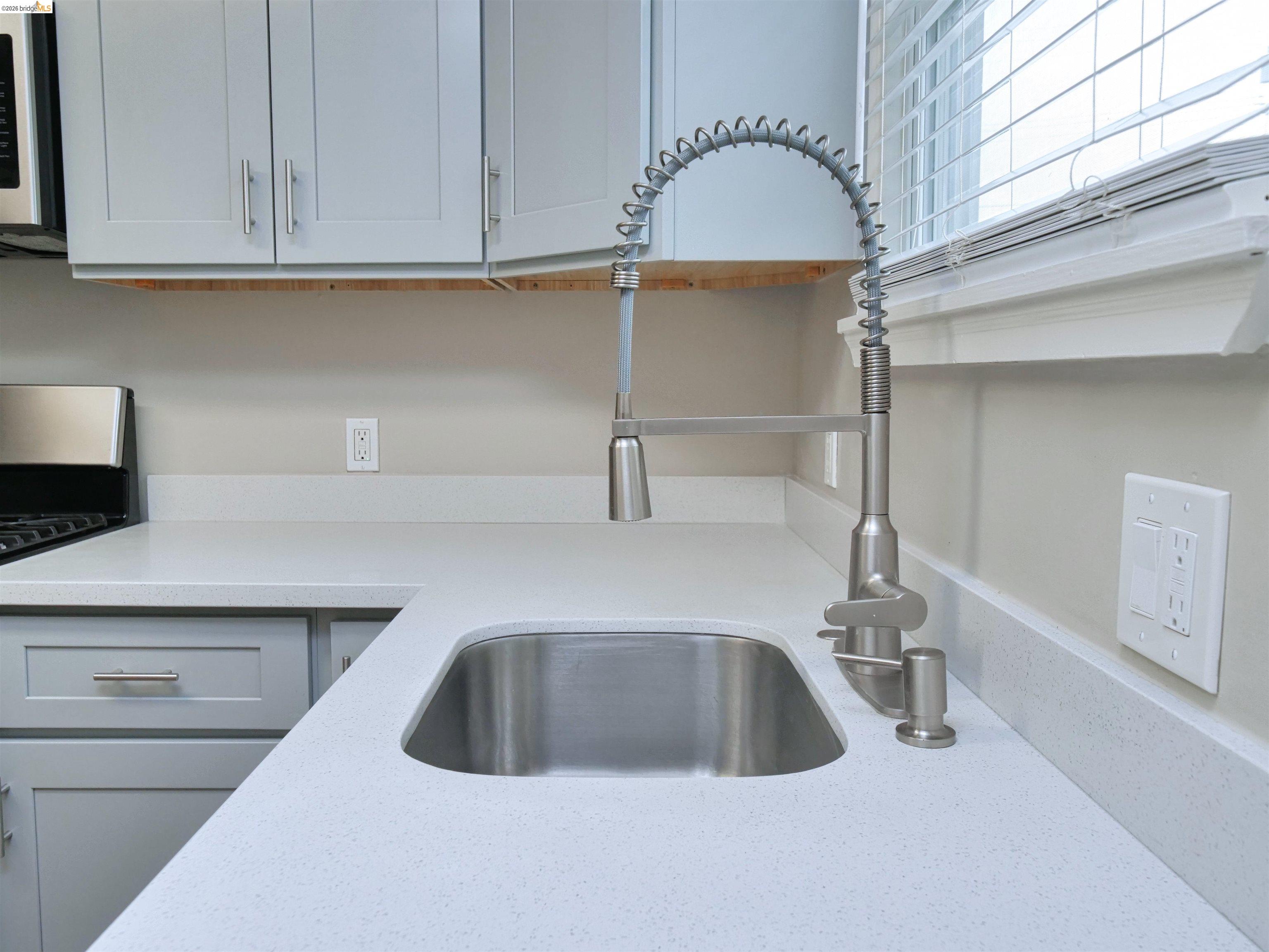 Detail Gallery Image 10 of 22 For 1315 135th Ave, San Leandro,  CA 94578 - – Beds | – Baths