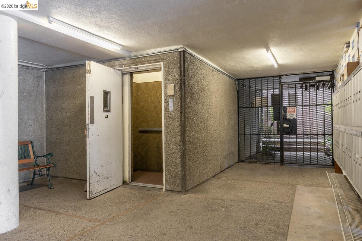 Photo #32: 41131329 Listing: Photo #32