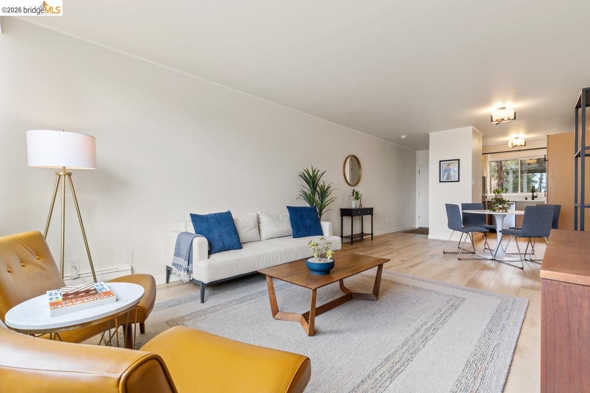 Photo #6: 41131329 Listing: Photo #6