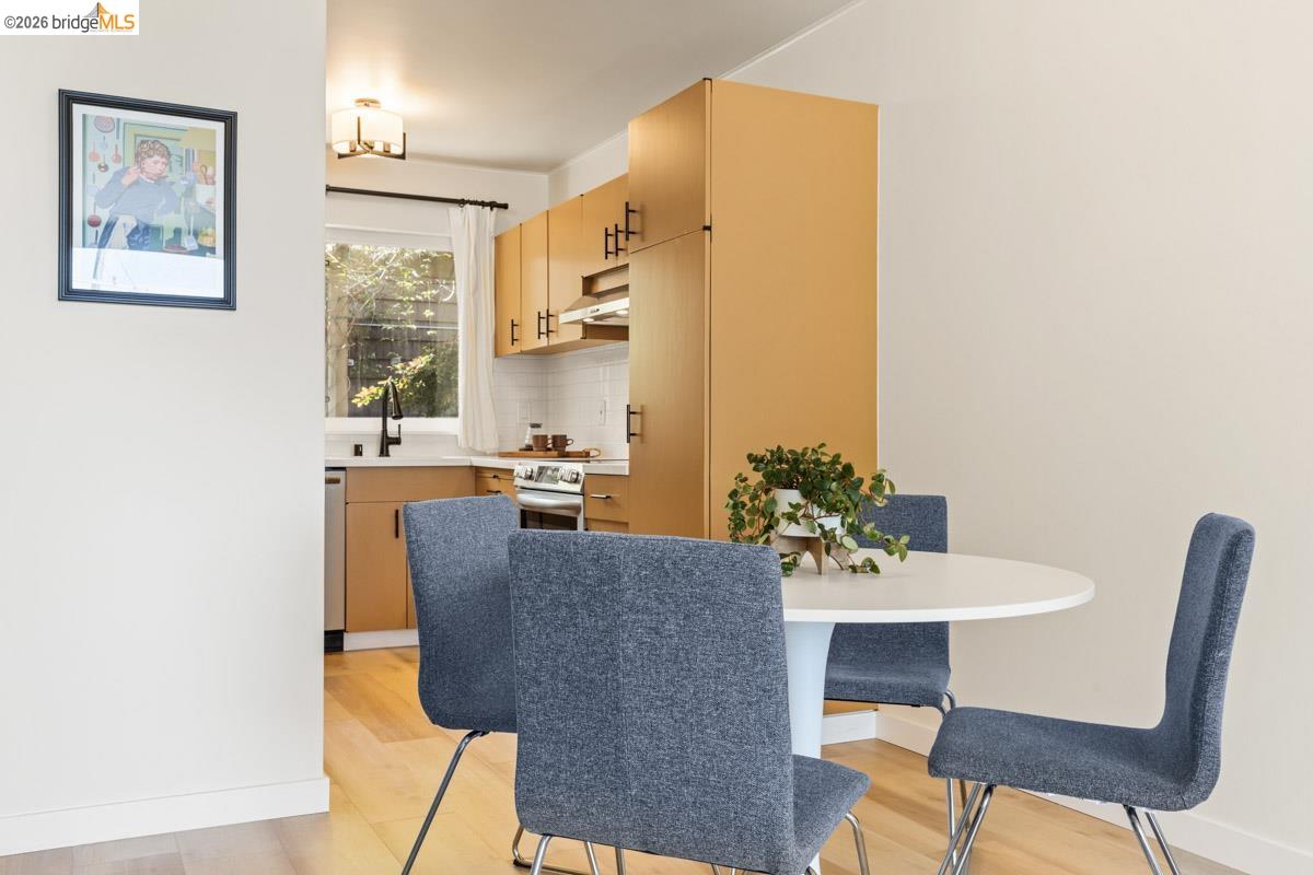 Photo #8: 41131329 Listing: Photo #8