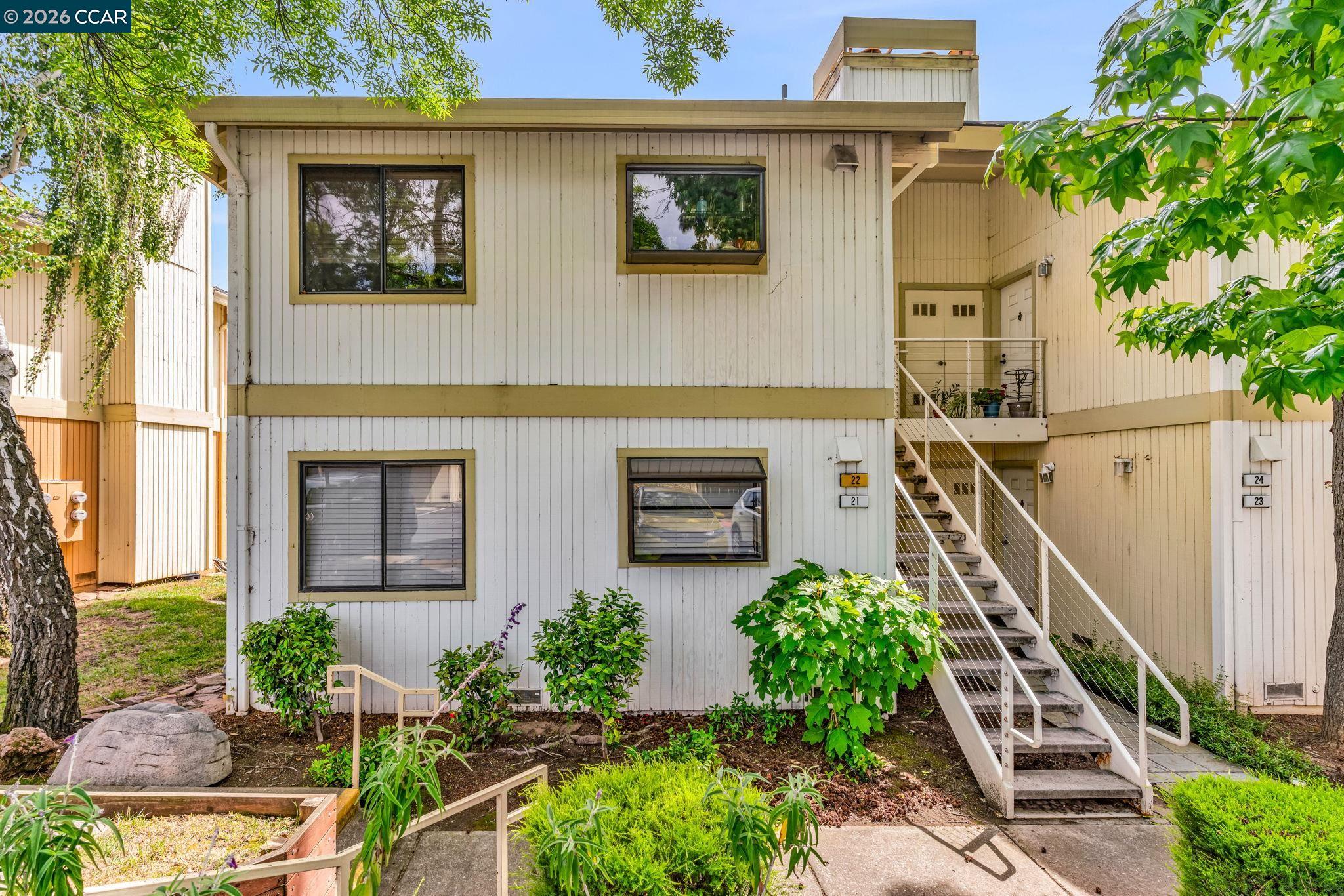 Photo #1: 41131332 Listing: Photo #1