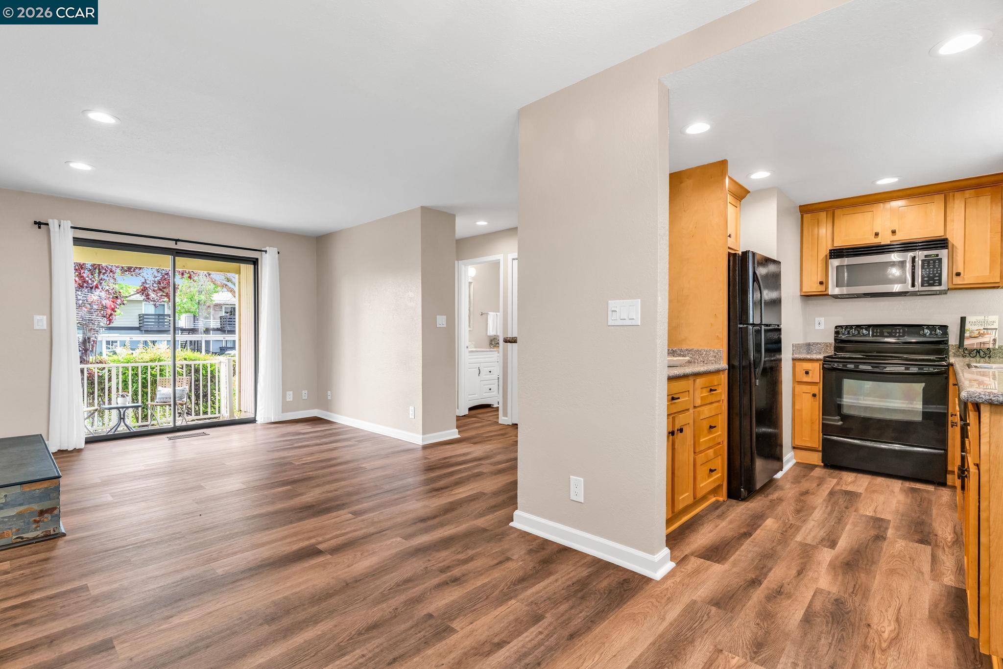 Photo #15: 41131332 Listing: Photo #15