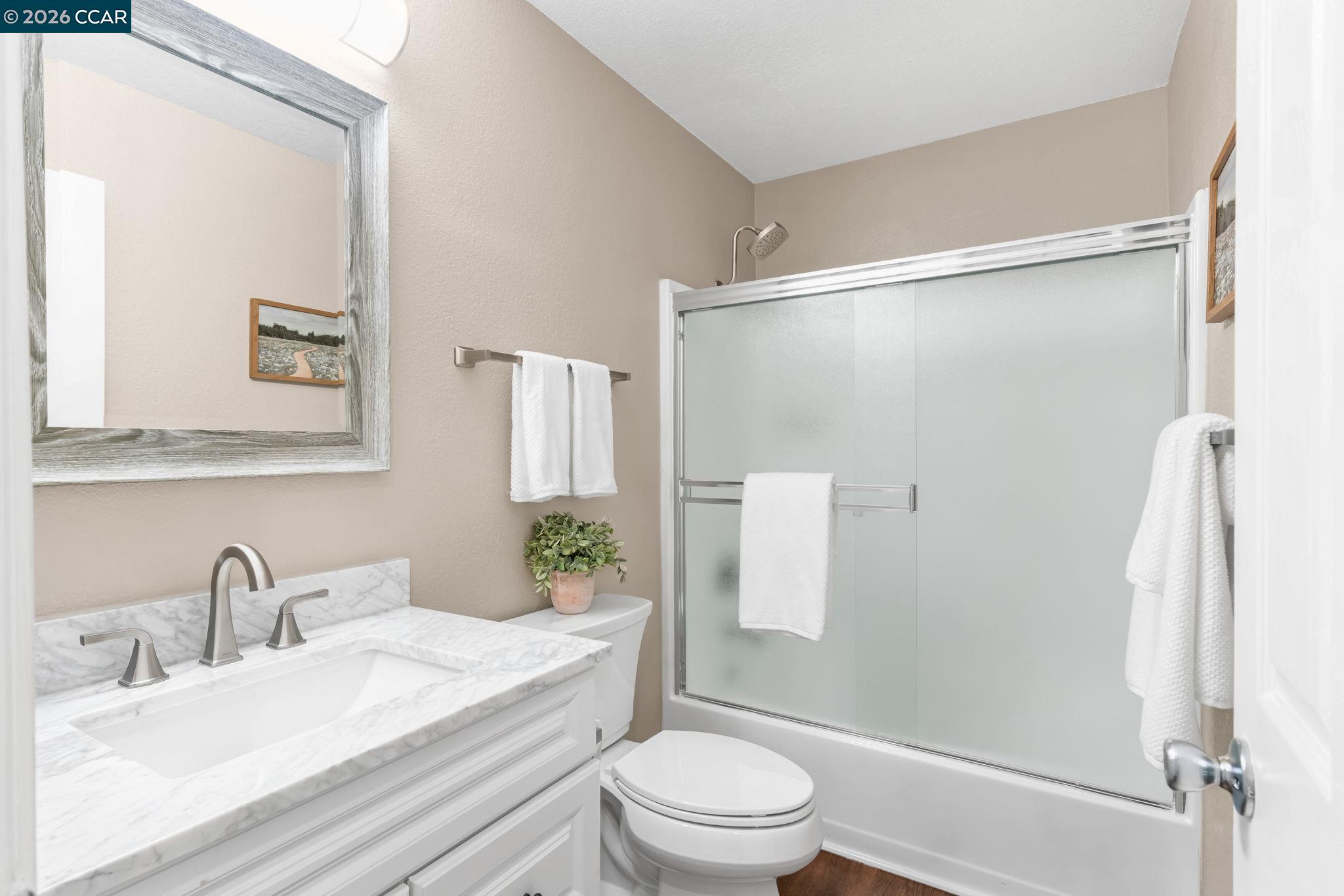 Photo #24: 41131332 Listing: Photo #24