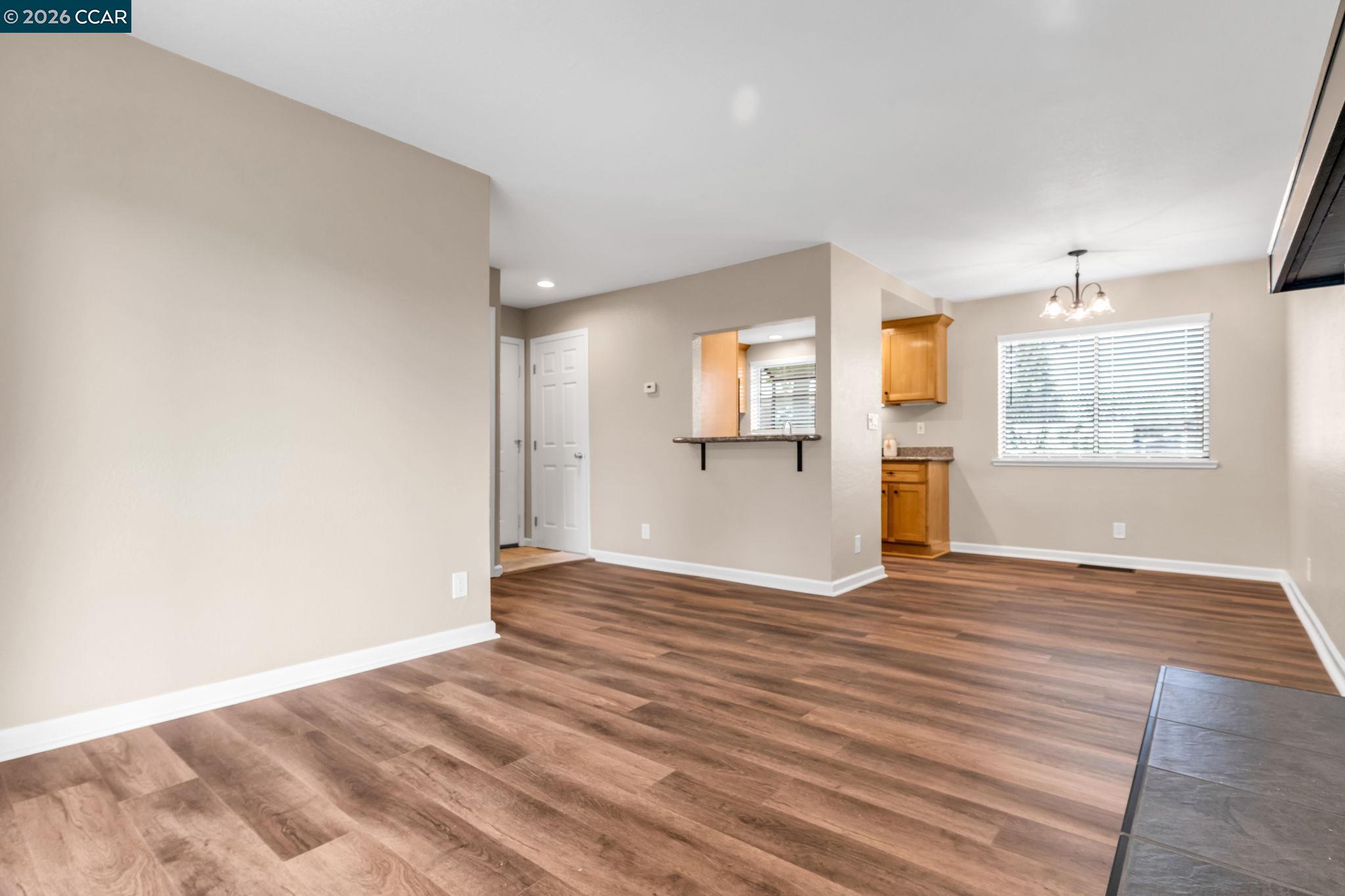 Photo #10: 41131332 Listing: Photo #10