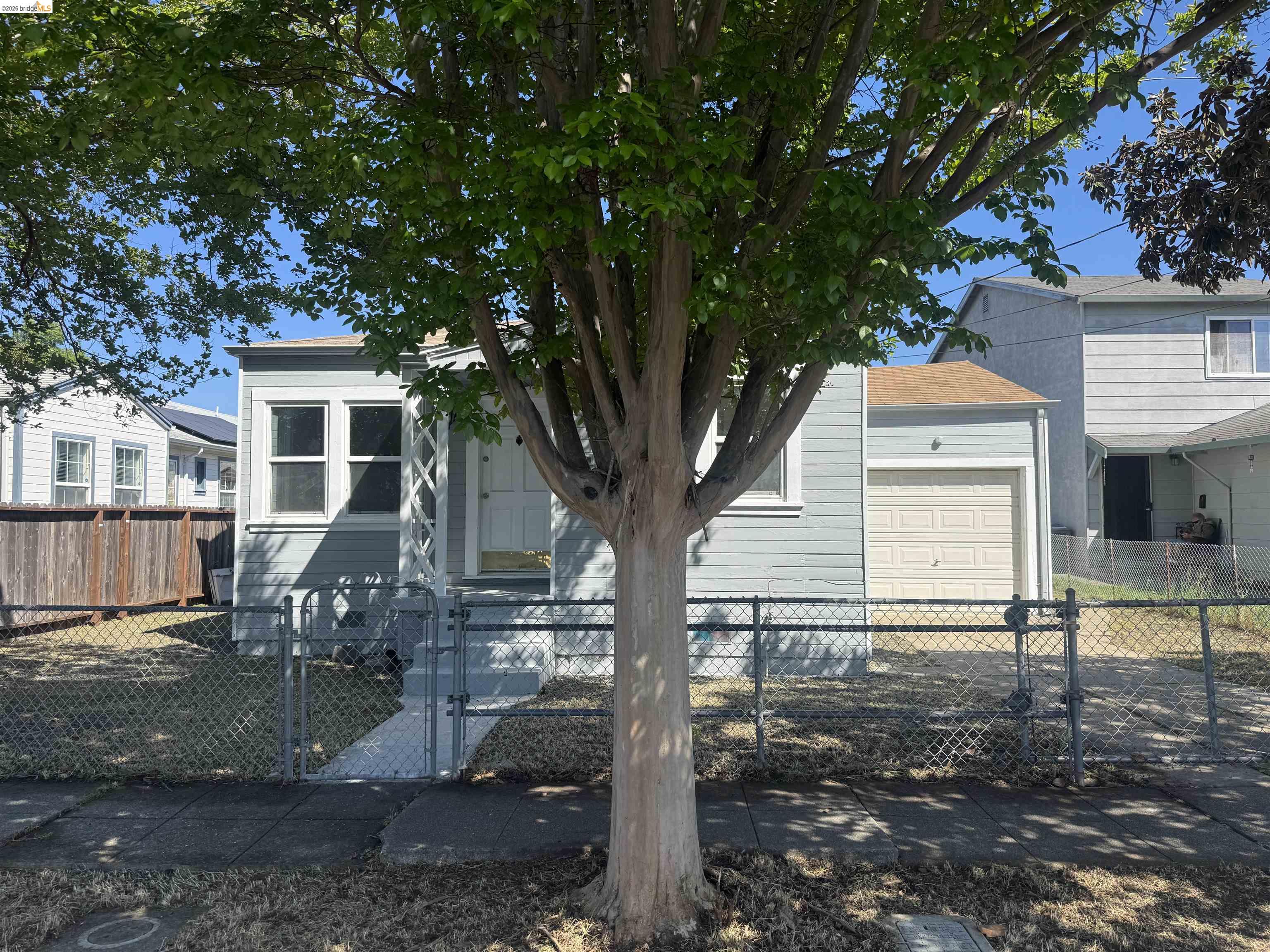 Detail Gallery Image 6 of 21 For 220 13th St, Vallejo,  CA 94590 - 2 Beds | 1 Baths