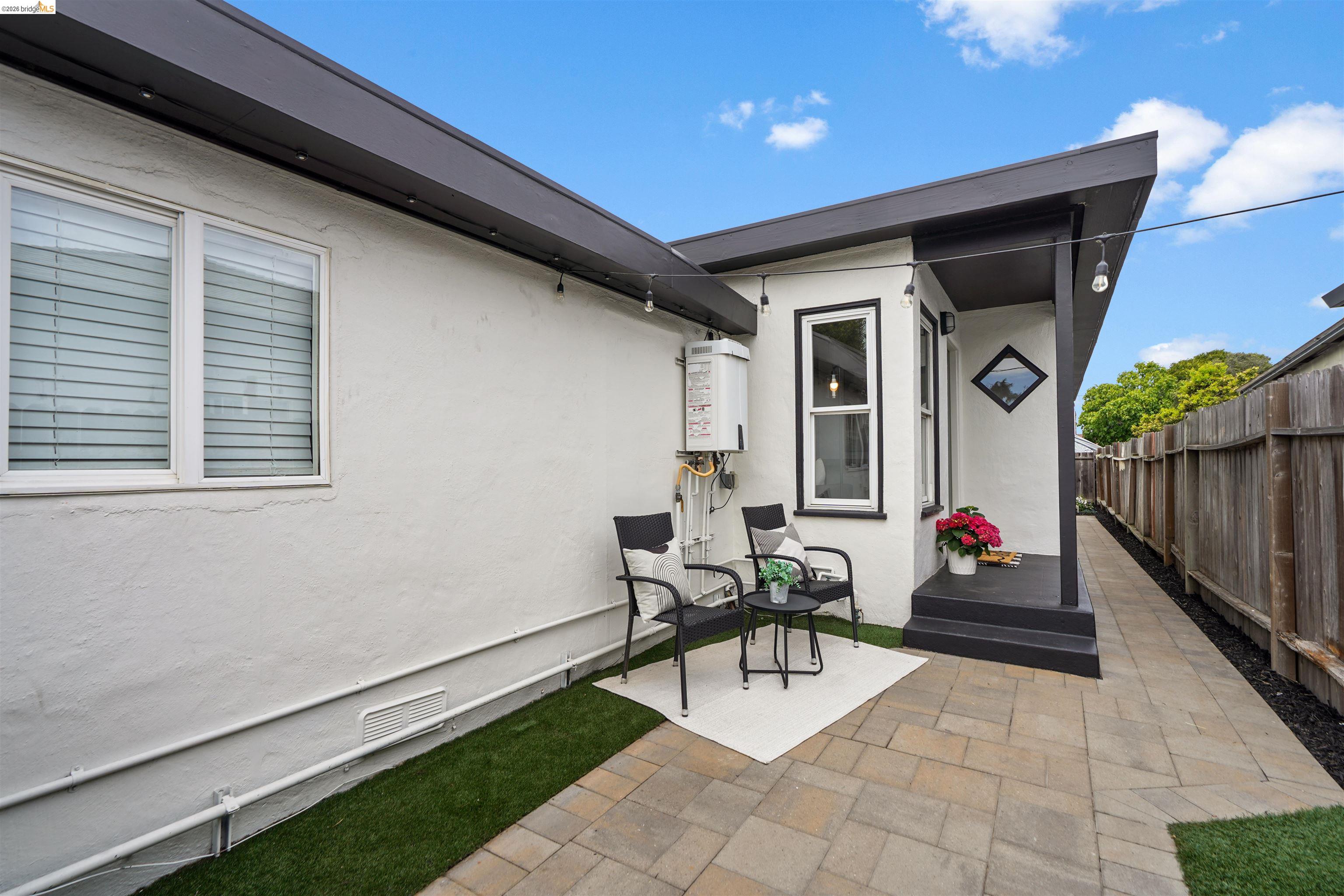 Detail Gallery Image 32 of 39 For 2339 Mcbryde Ave, Richmond,  CA 94804 - 2 Beds | 1 Baths