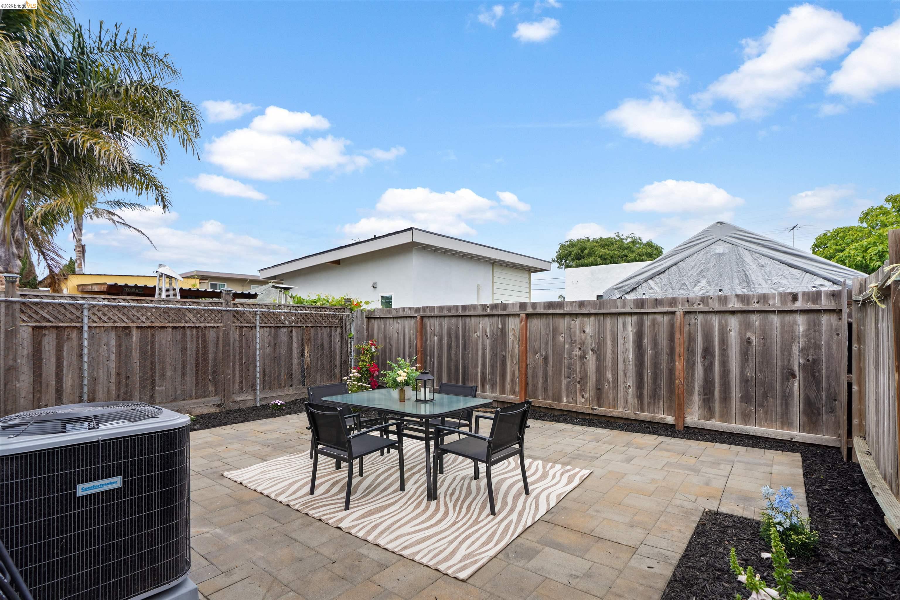 Detail Gallery Image 35 of 39 For 2339 Mcbryde Ave, Richmond,  CA 94804 - 2 Beds | 1 Baths