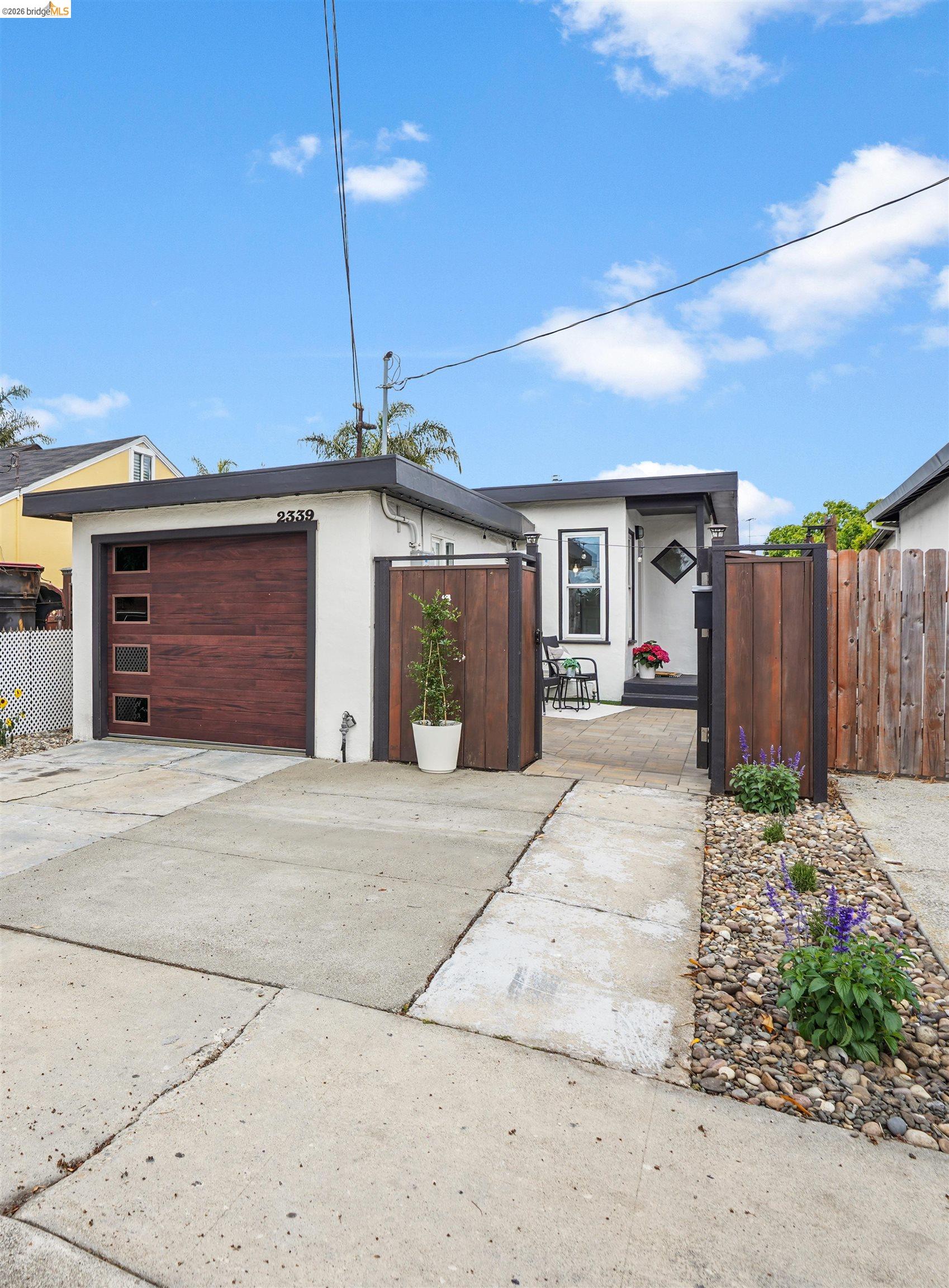 Detail Gallery Image 37 of 39 For 2339 Mcbryde Ave, Richmond,  CA 94804 - 2 Beds | 1 Baths