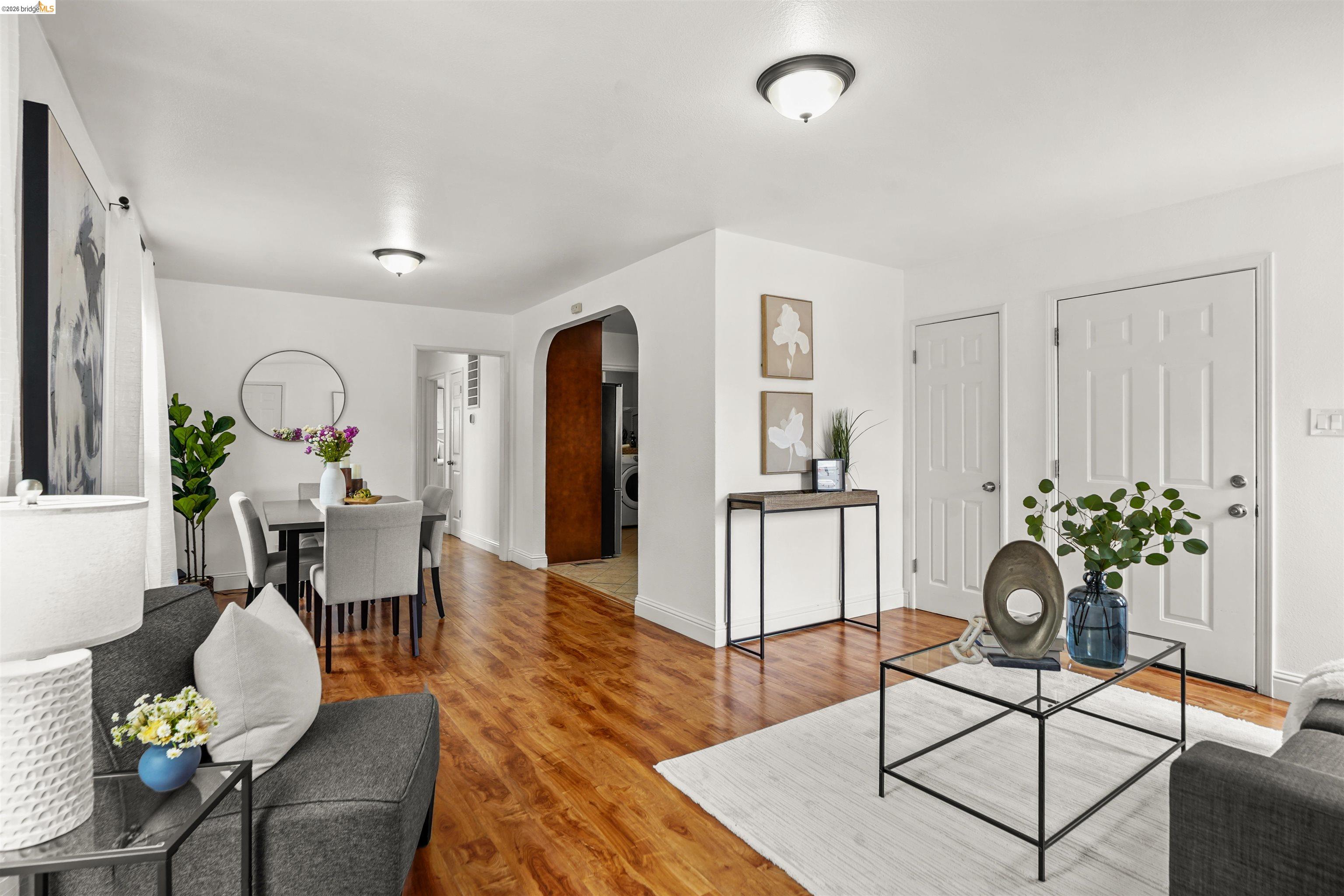 Detail Gallery Image 6 of 39 For 2339 Mcbryde Ave, Richmond,  CA 94804 - 2 Beds | 1 Baths