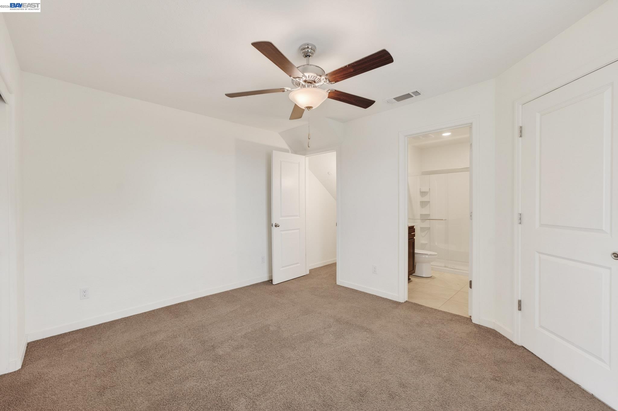 Detail Gallery Image 12 of 63 For 2280 Craig Ct, Los Banos,  CA 93635 - 5 Beds | 3/1 Baths