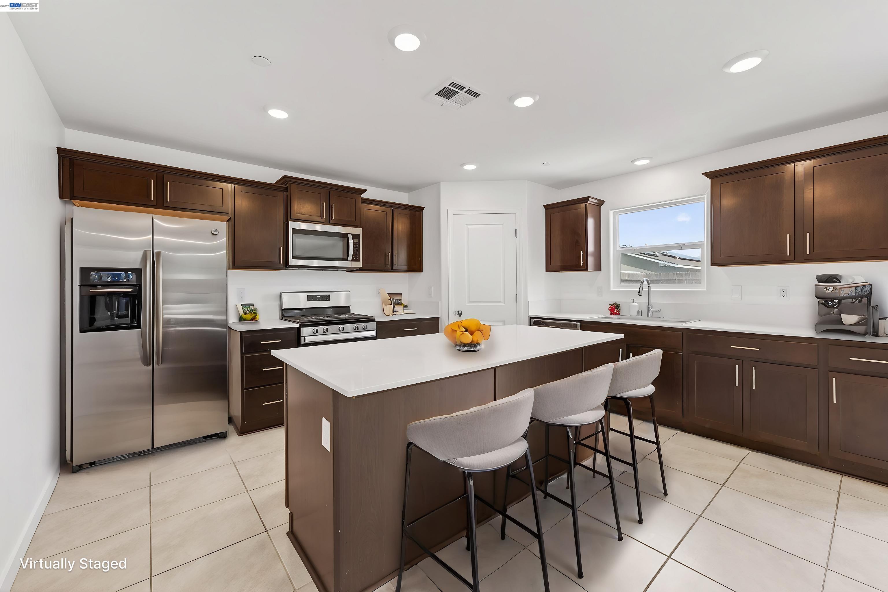 Detail Gallery Image 24 of 63 For 2280 Craig Ct, Los Banos,  CA 93635 - 5 Beds | 3/1 Baths