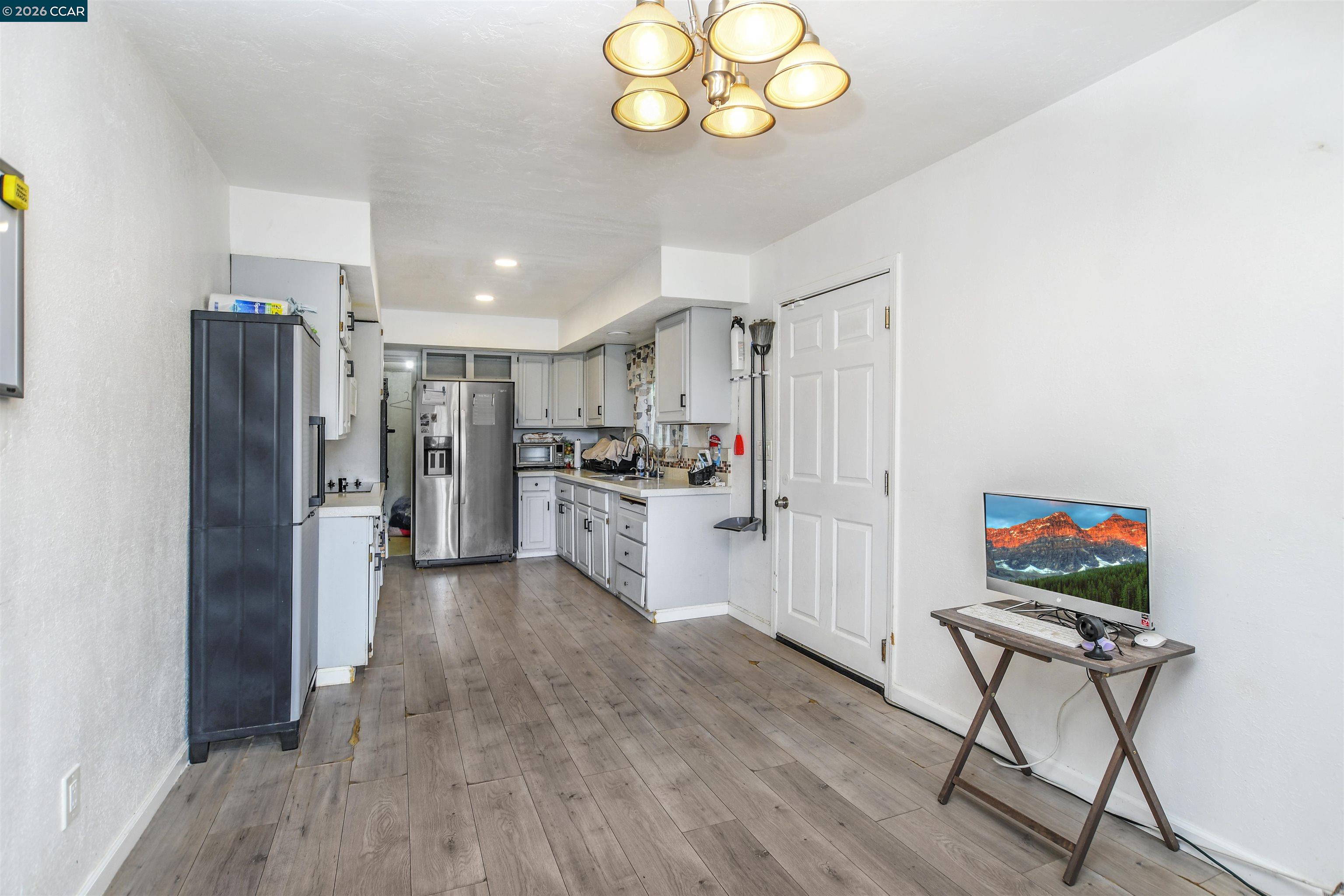 Detail Gallery Image 5 of 13 For 117 Jordan St, Vallejo,  CA 94591 - 3 Beds | 1 Baths